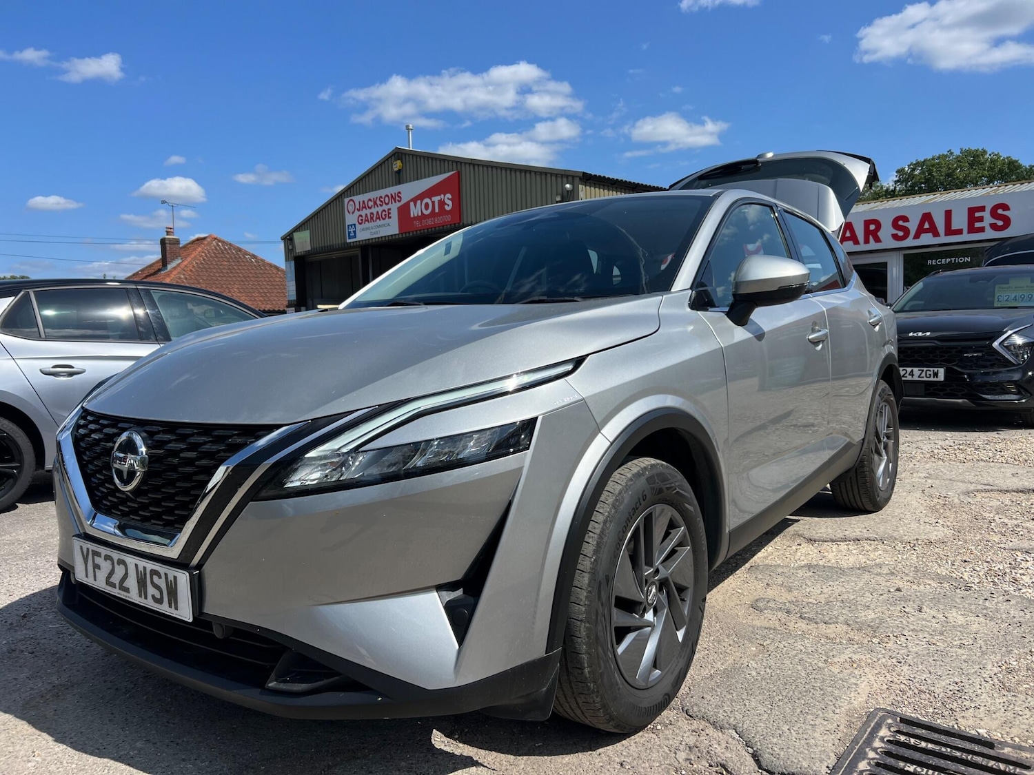 Used Nissan Qashqai for sale - 76995661: Photo 9