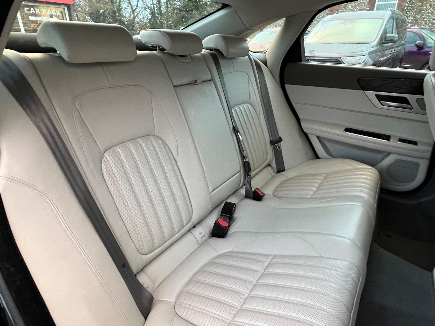 Used Jaguar XF 2016 for sale - 76839393: Photo 42