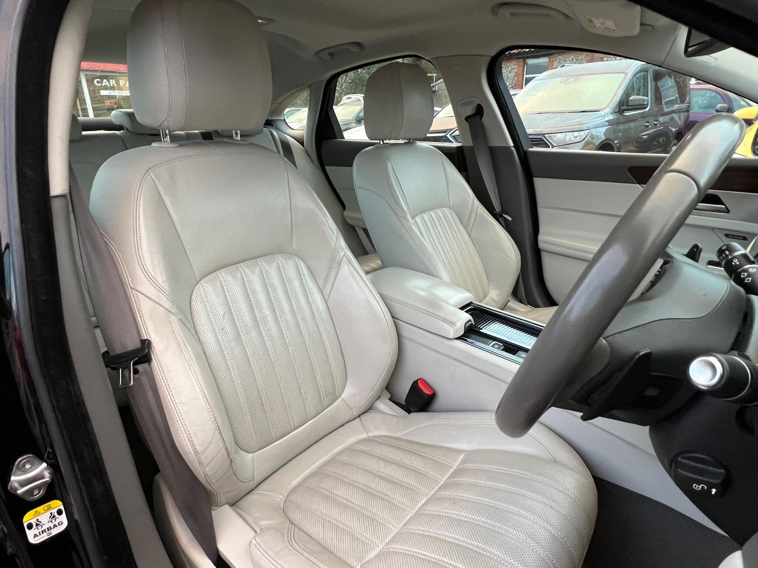 Used Jaguar XF 2016 for sale - 76839393: Photo 45