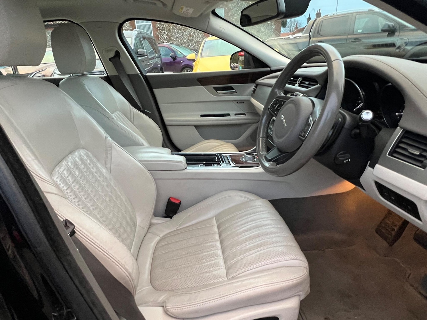 Used Jaguar XF 2016 for sale - 76839393: Photo 46