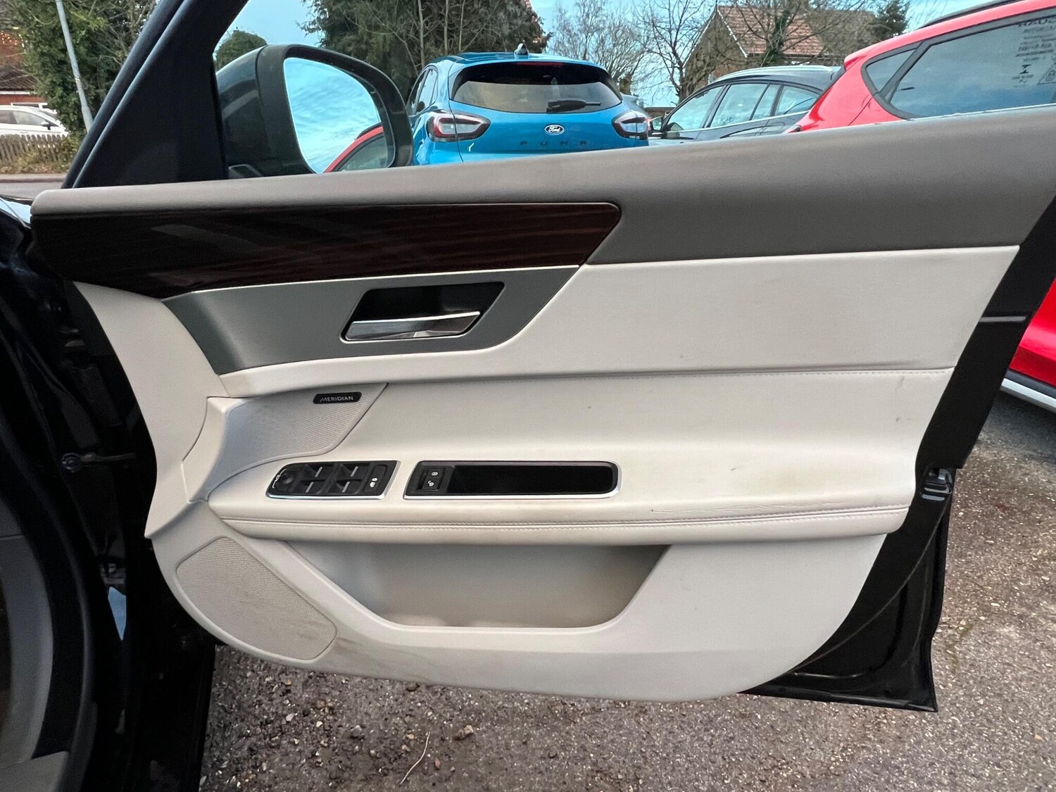 Used Jaguar XF 2016 for sale - 76839393: Photo 50