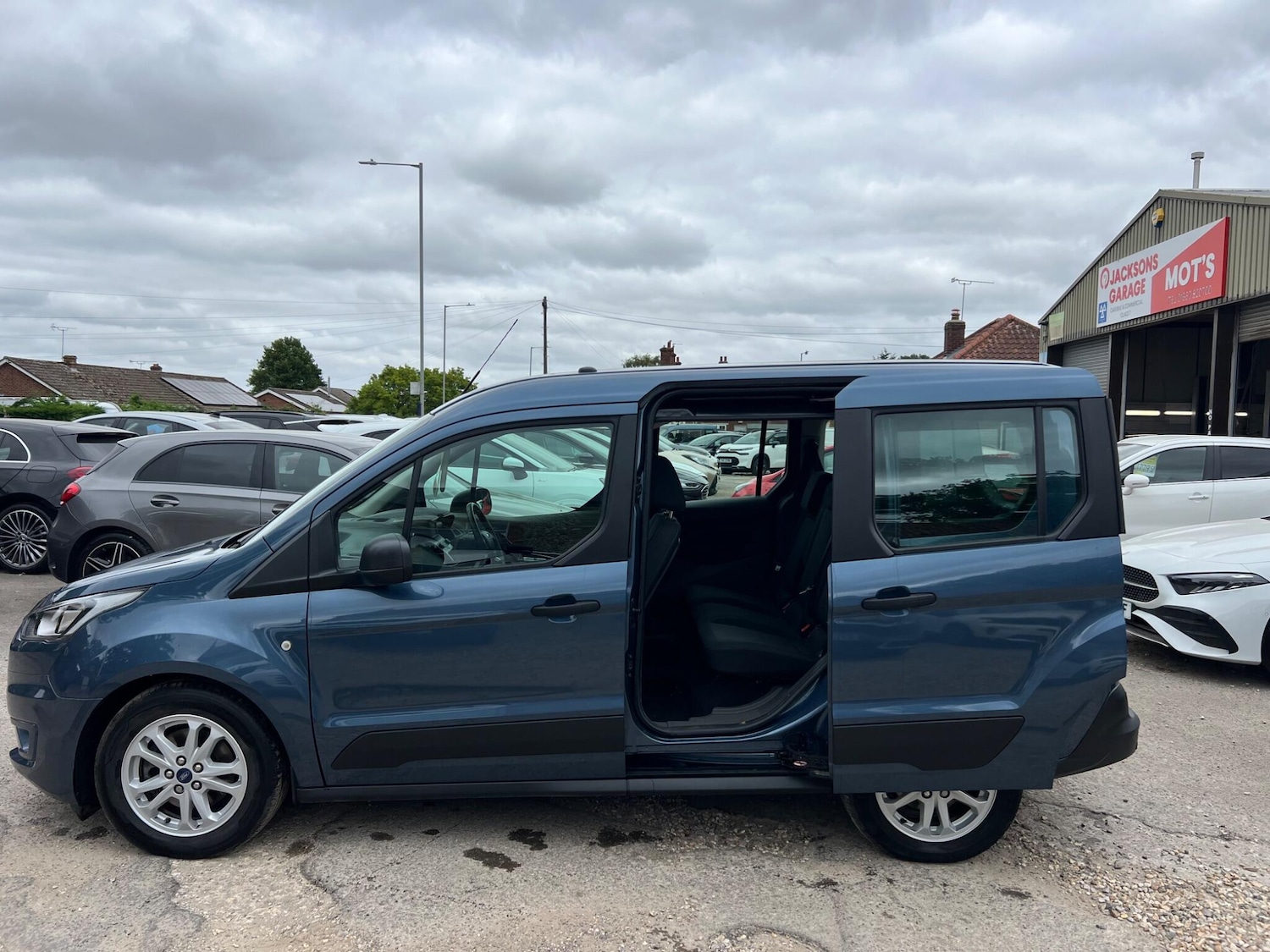 Vehicle 29
