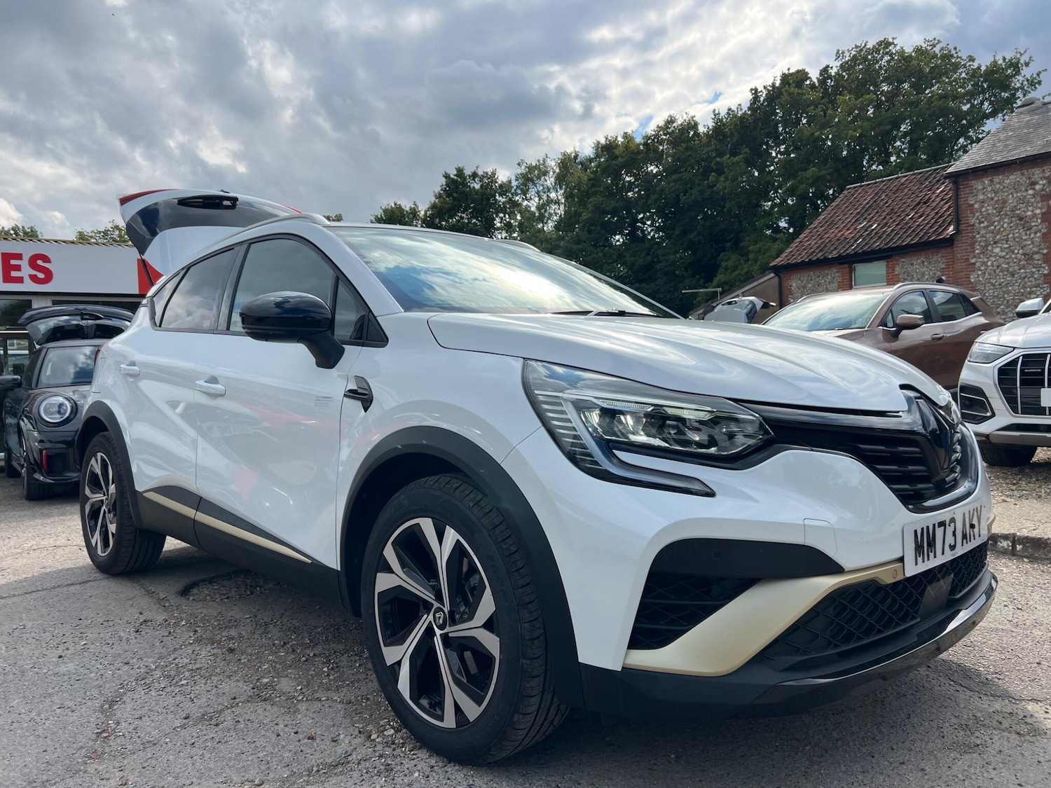 Used Renault Captur 2023 for sale - 76002137: Photo 10