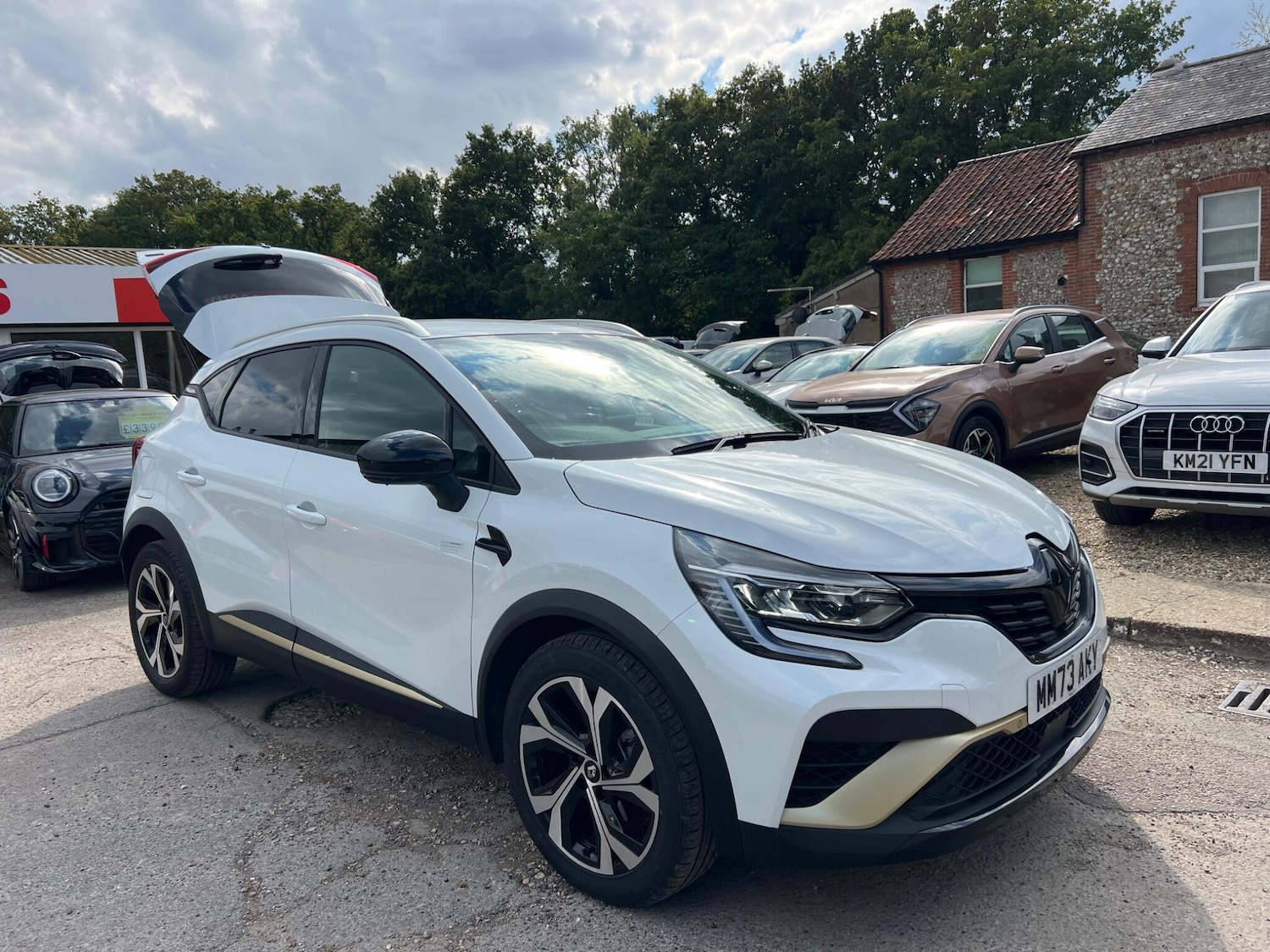 Used Renault Captur 2023 for sale - 76002137: Photo 13
