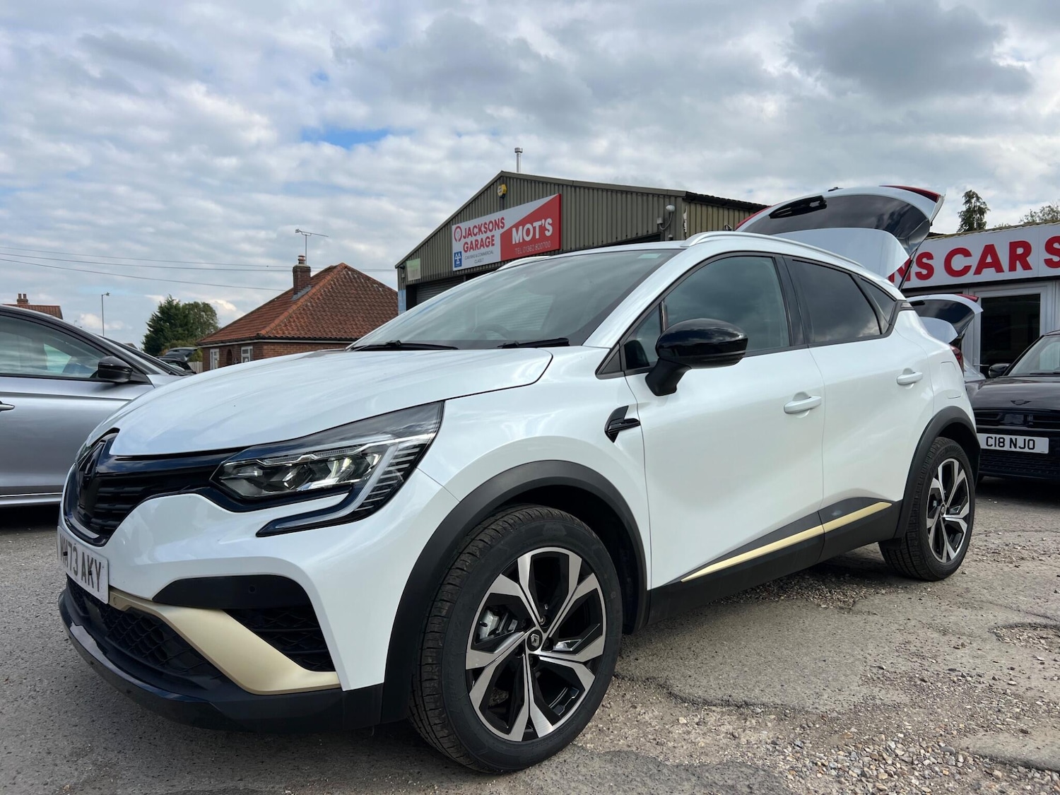 Used Renault Captur 2023 for sale - 76002137: Photo 15