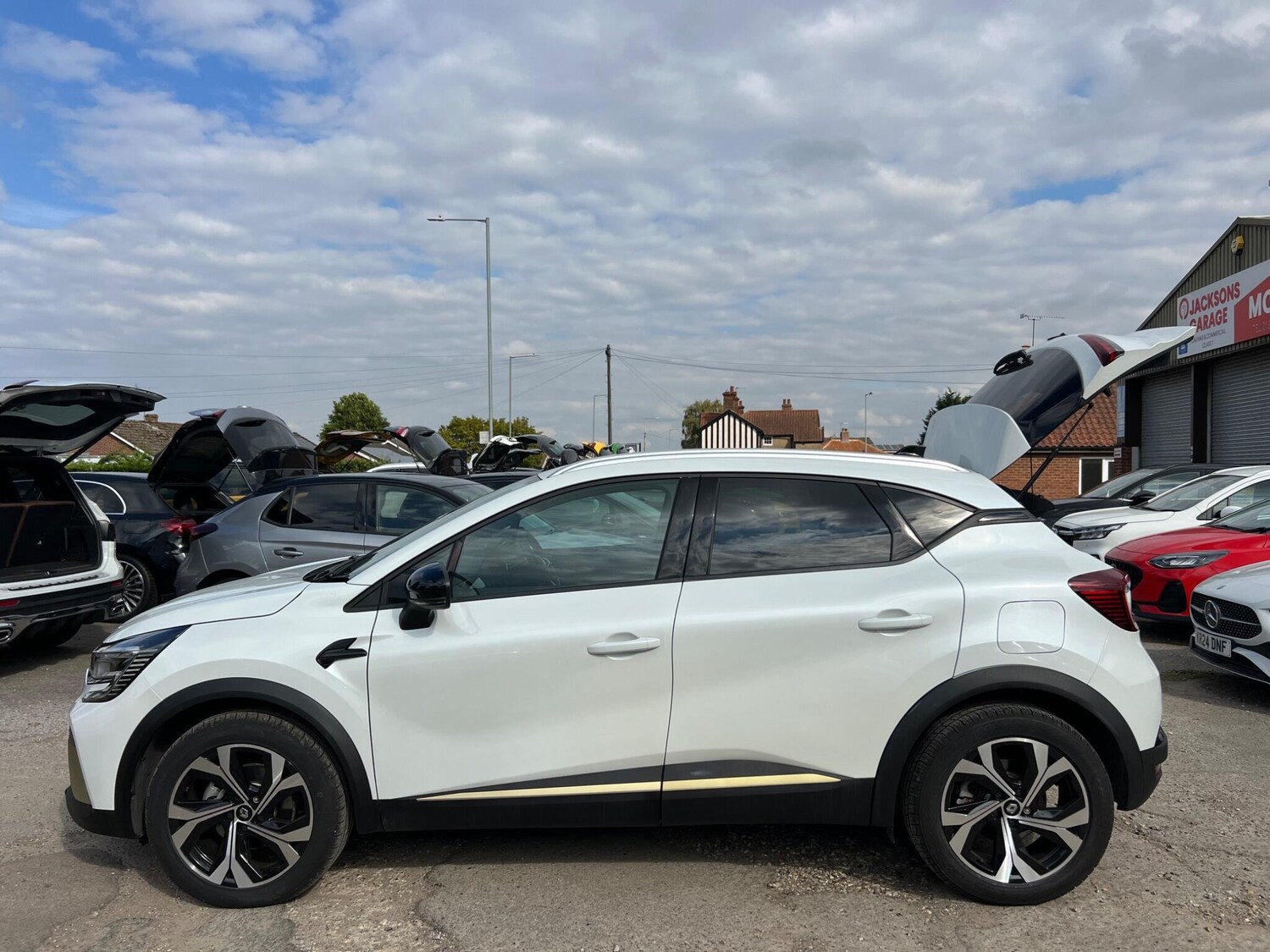Used Renault Captur 2023 for sale - 76002137: Photo 16