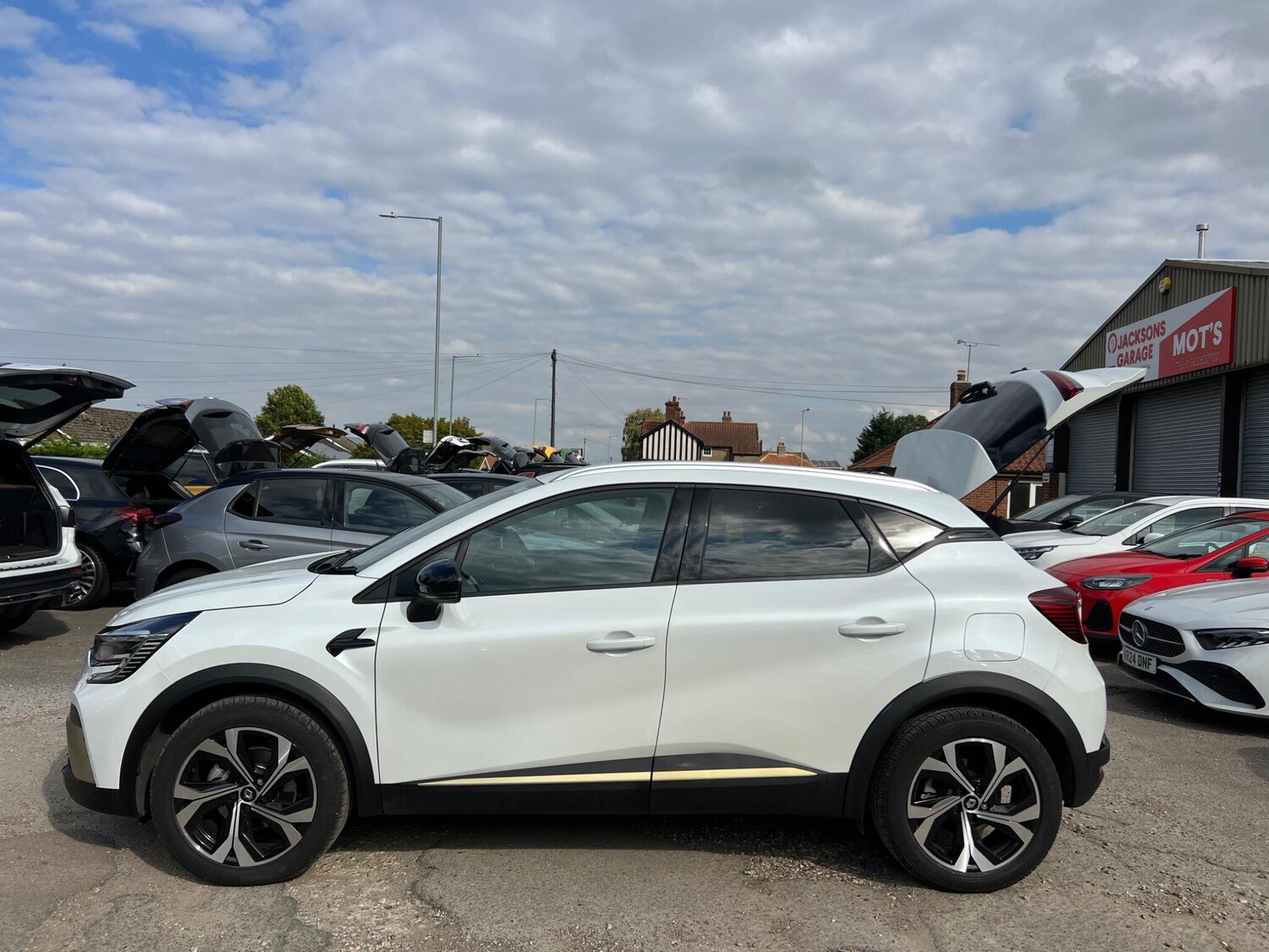Used Renault Captur 2023 for sale - 76002137: Photo 17