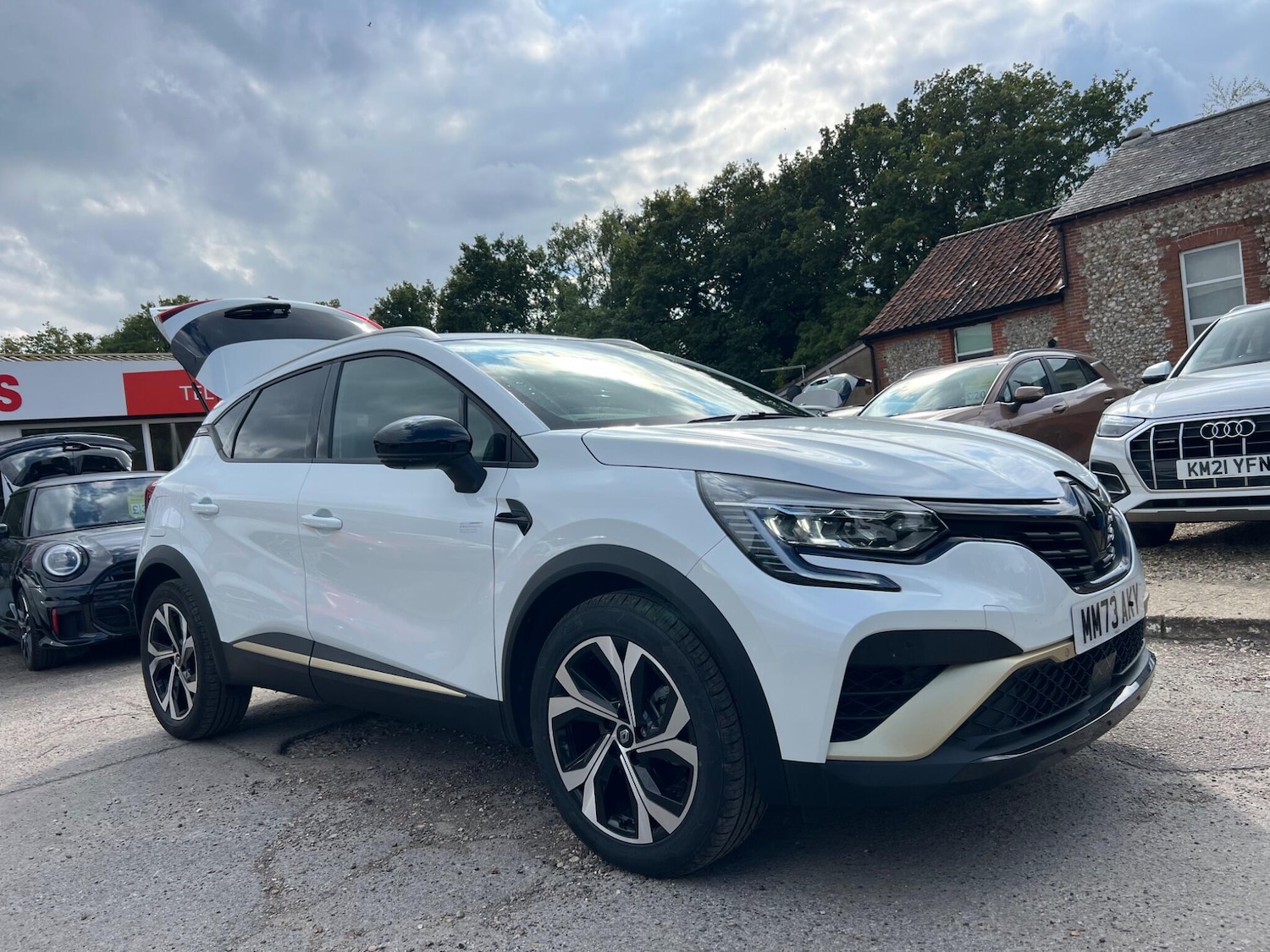 Used Renault Captur 2023 for sale - 76002137: Photo 28