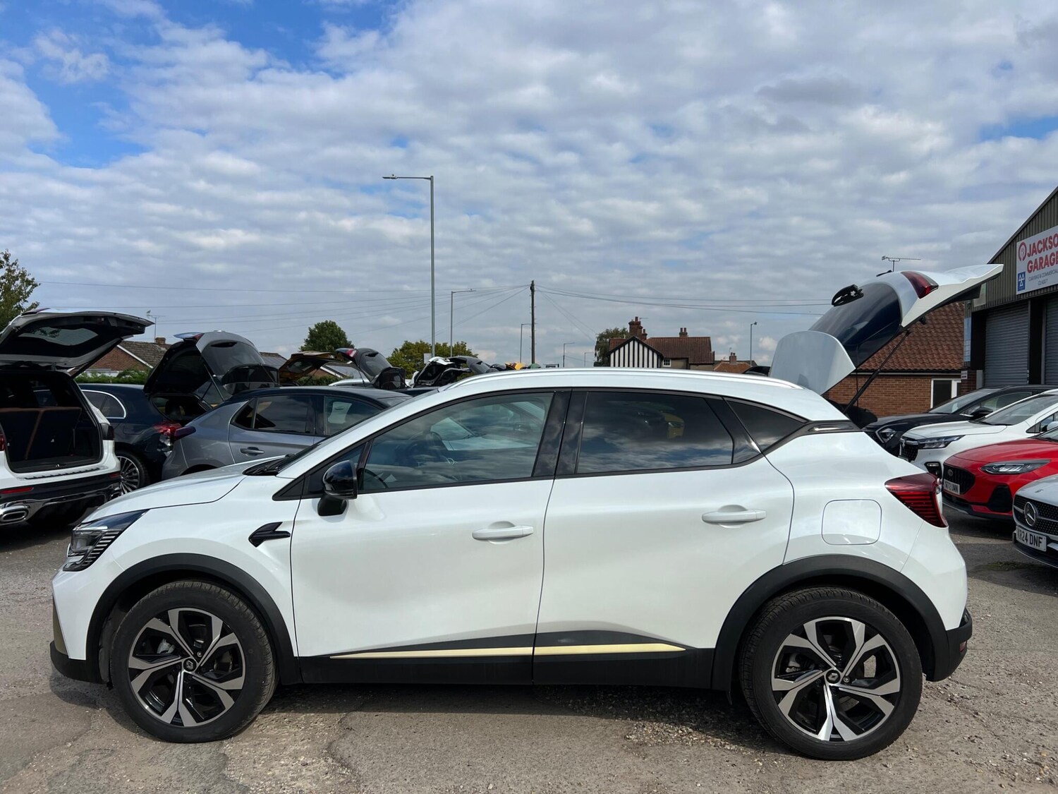 Used Renault Captur 2023 for sale - 76002137: Photo 33