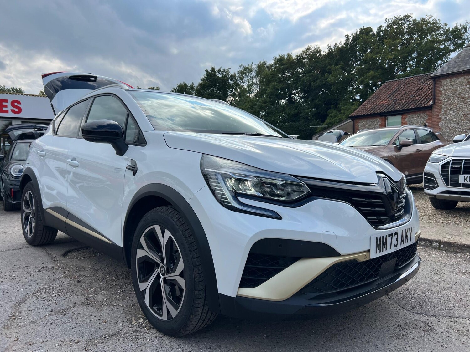 Used Renault Captur 2023 for sale - 76002137: Photo 40