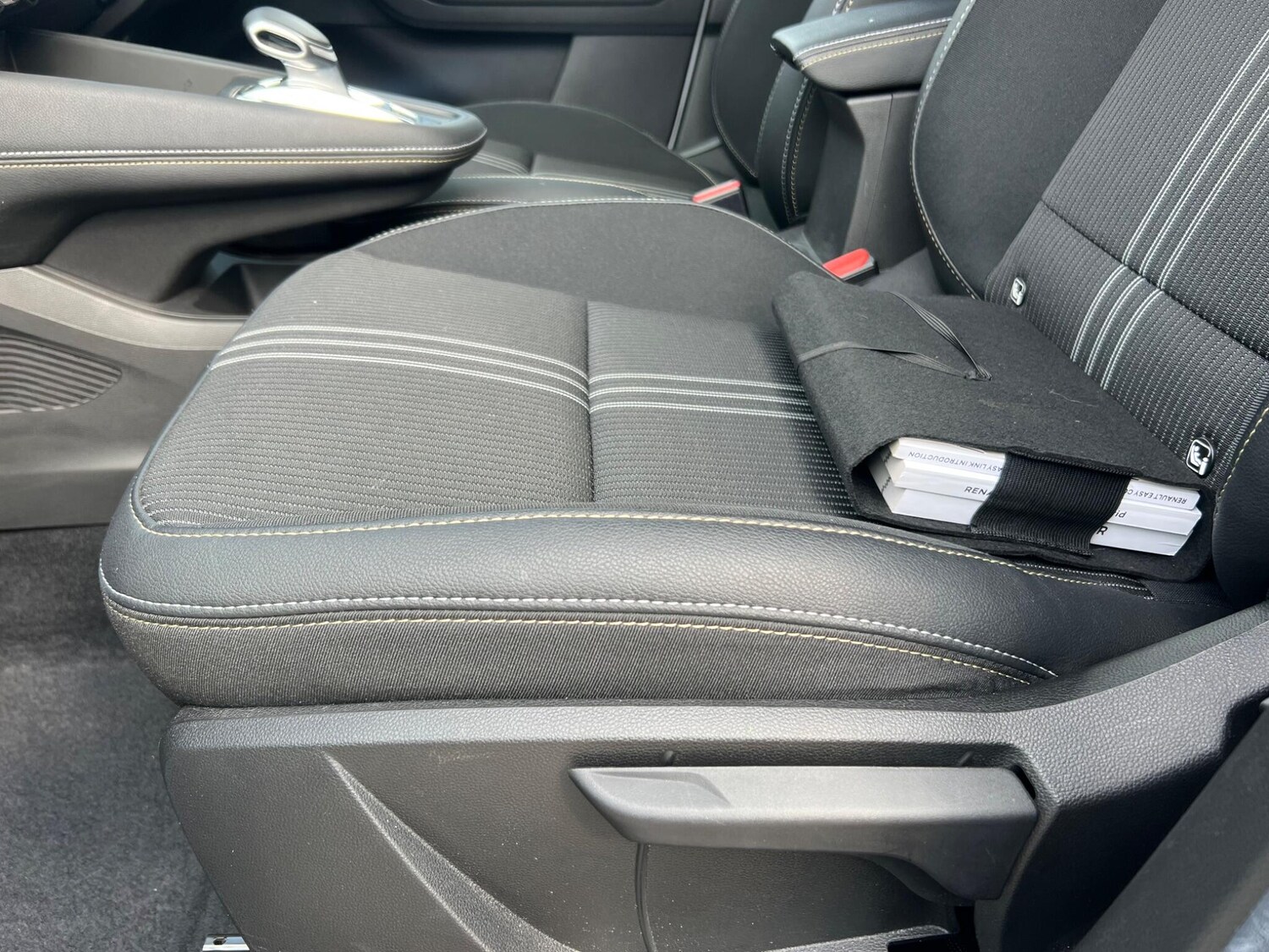 Used Renault Captur 2023 for sale - 76002137: Photo 66