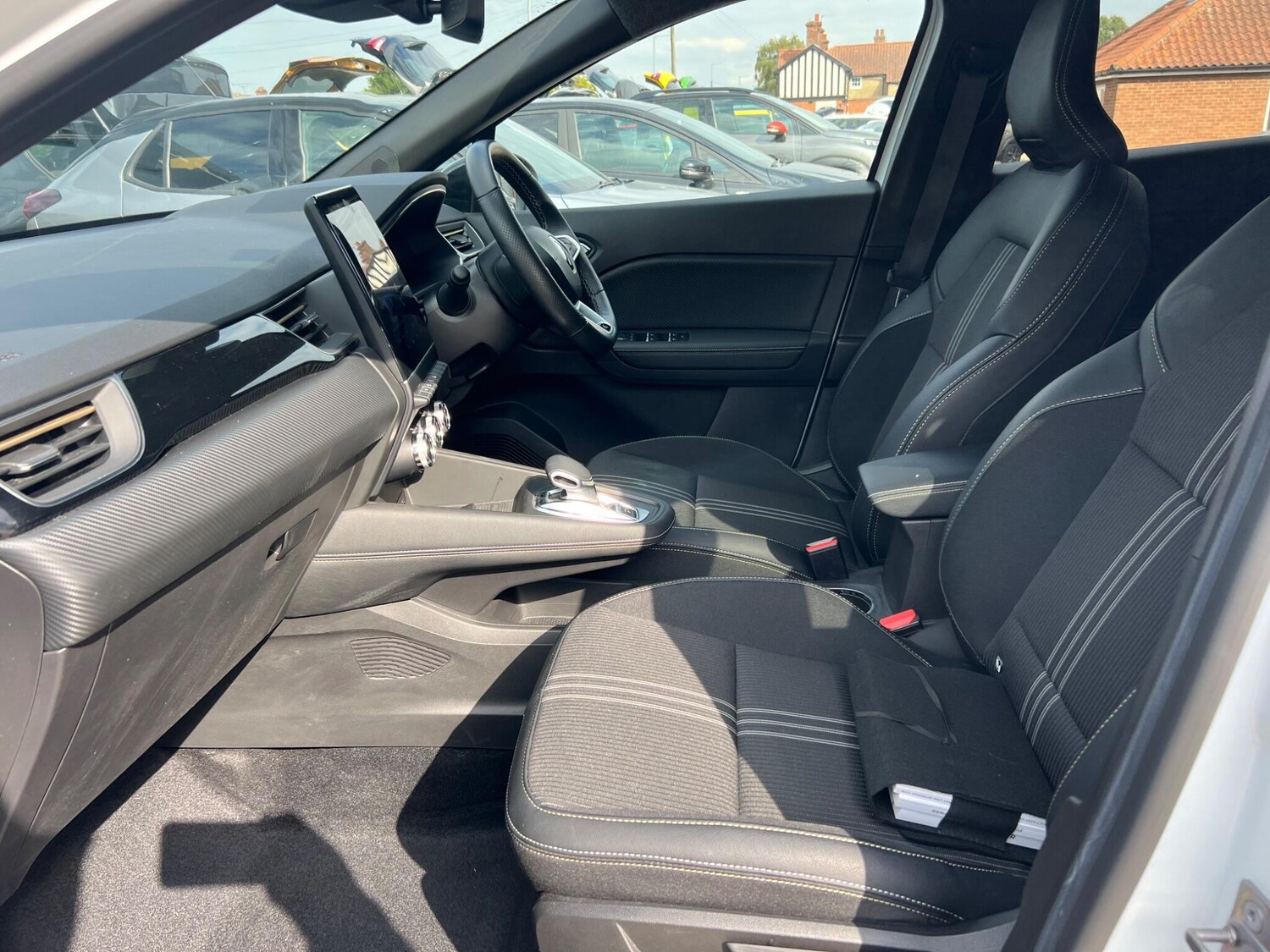Used Renault Captur 2023 for sale - 76002137: Photo 71