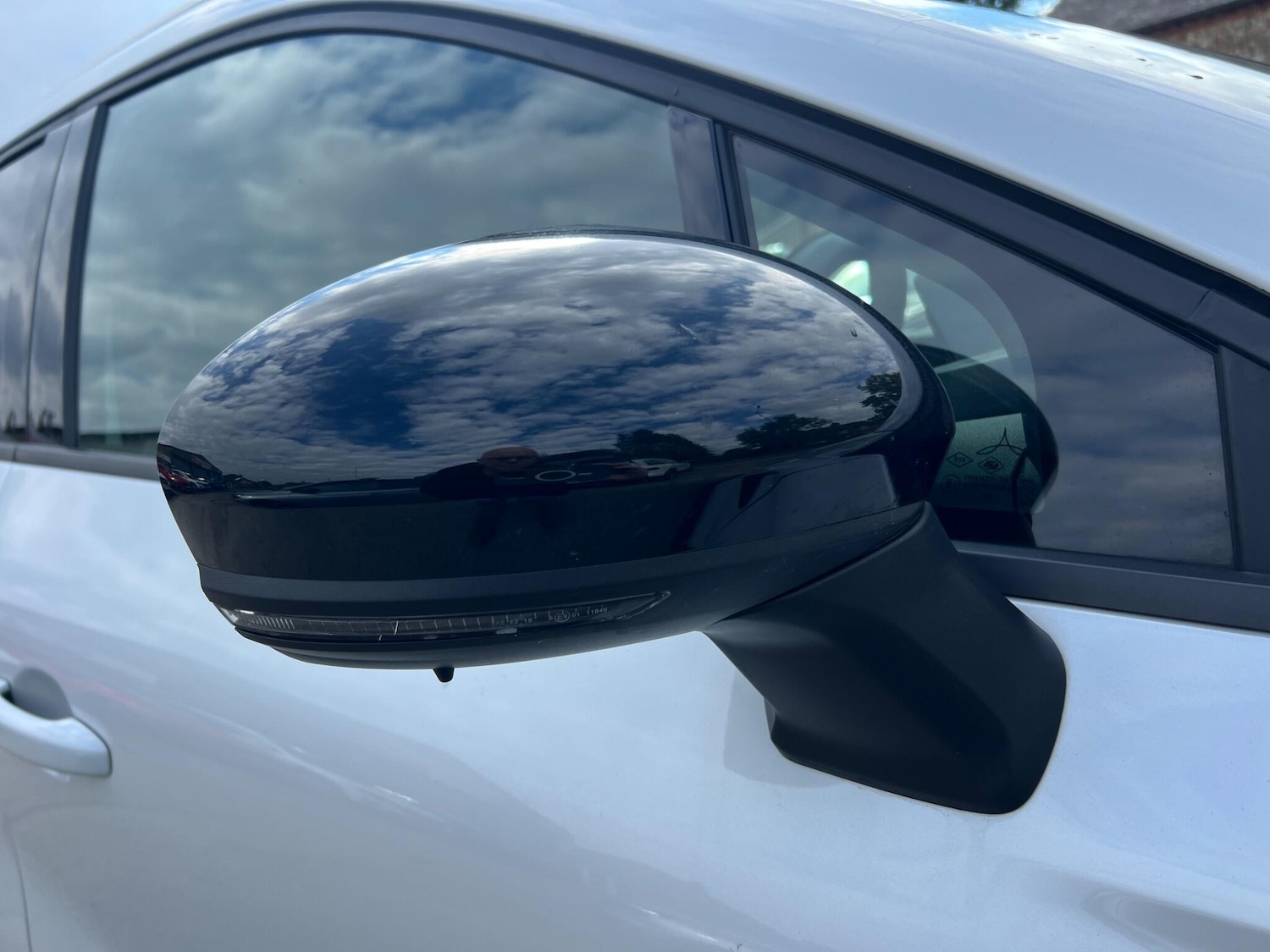 Used Renault Captur 2023 for sale - 76002137: Photo 91