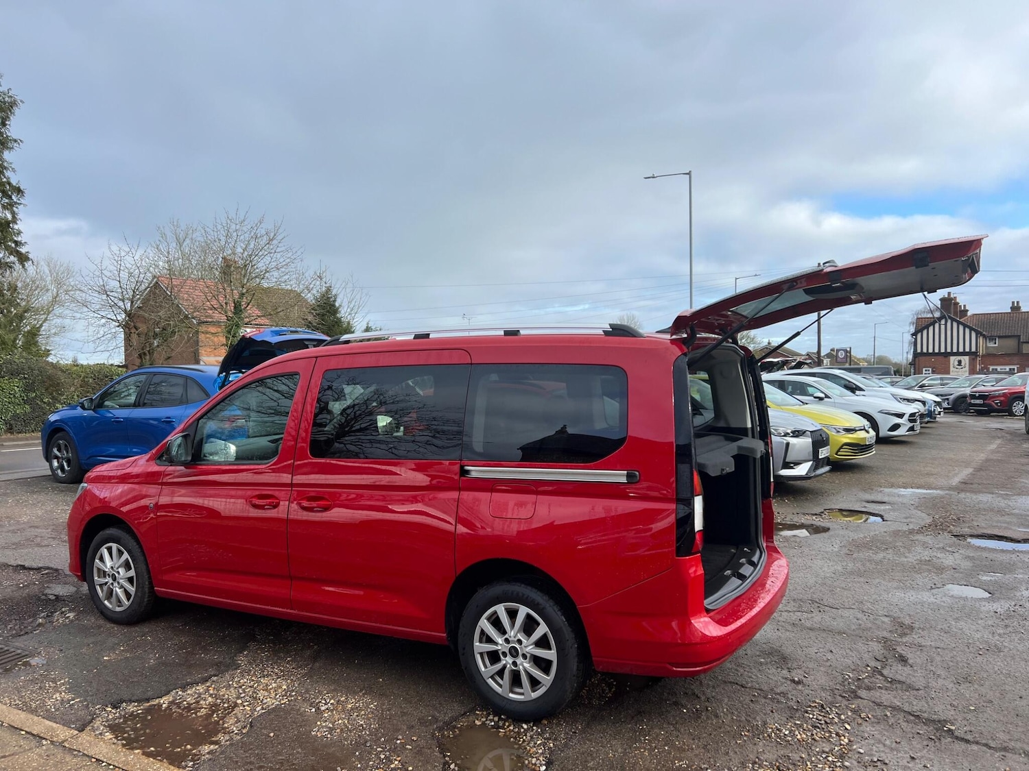 Used Ford Grand Tourneo Connect 2023 for sale - 77358476: Photo 61