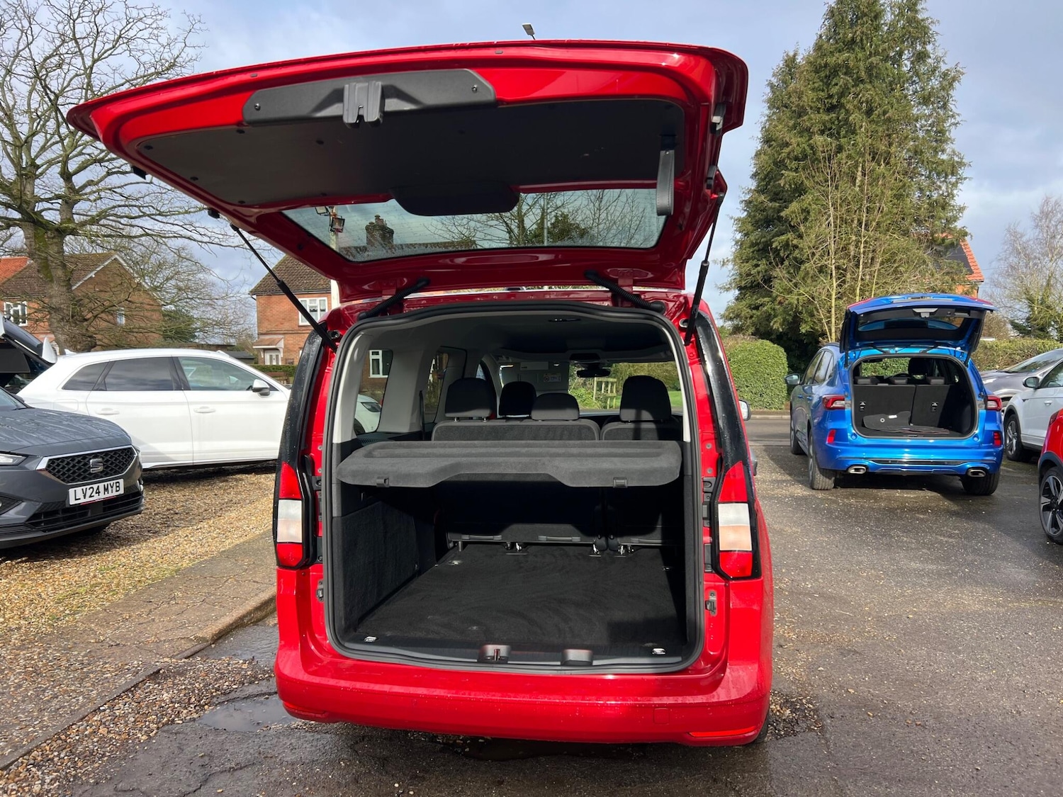 Used Ford Grand Tourneo Connect 2023 for sale - 77358476: Photo 65