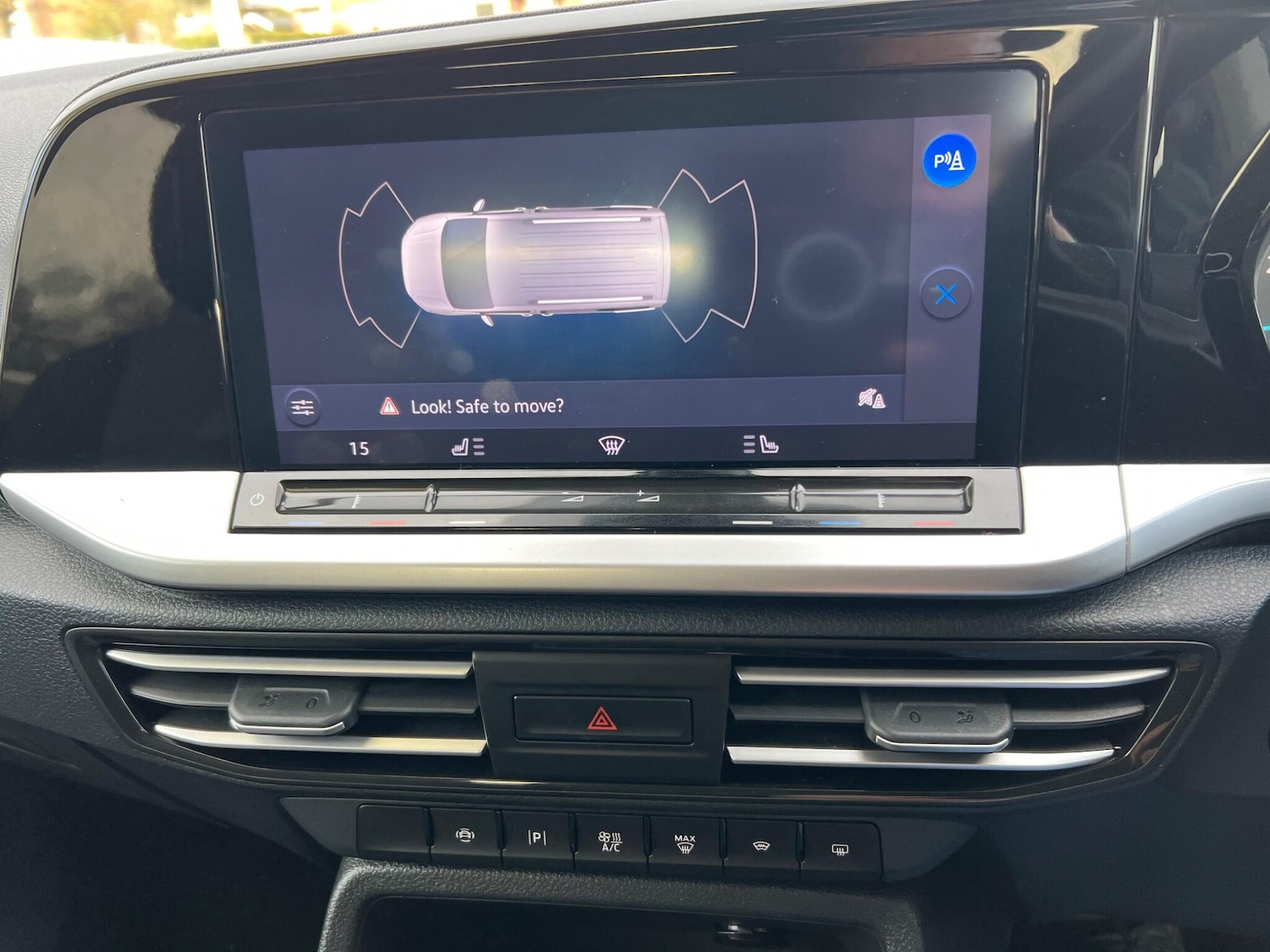 Used Ford Grand Tourneo Connect 2023 for sale - 77358476: Photo 82