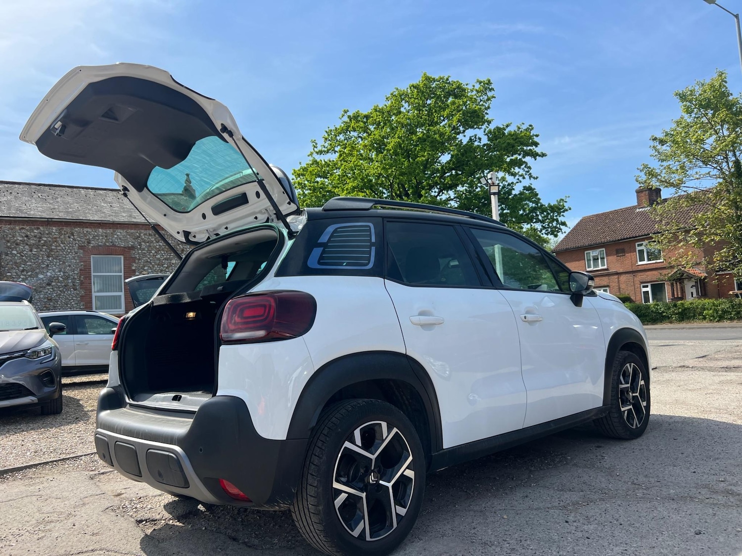 Vehicle 77
