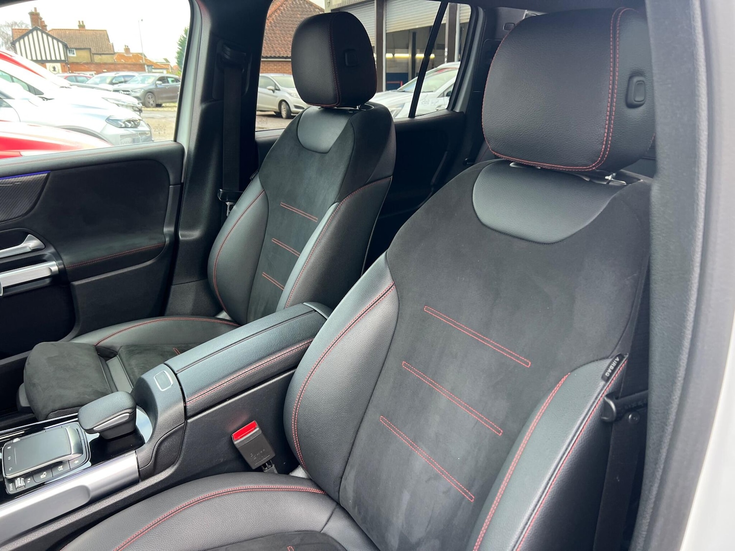 Used Mercedes-Benz GLB 2023 for sale - 77279973: Photo 44