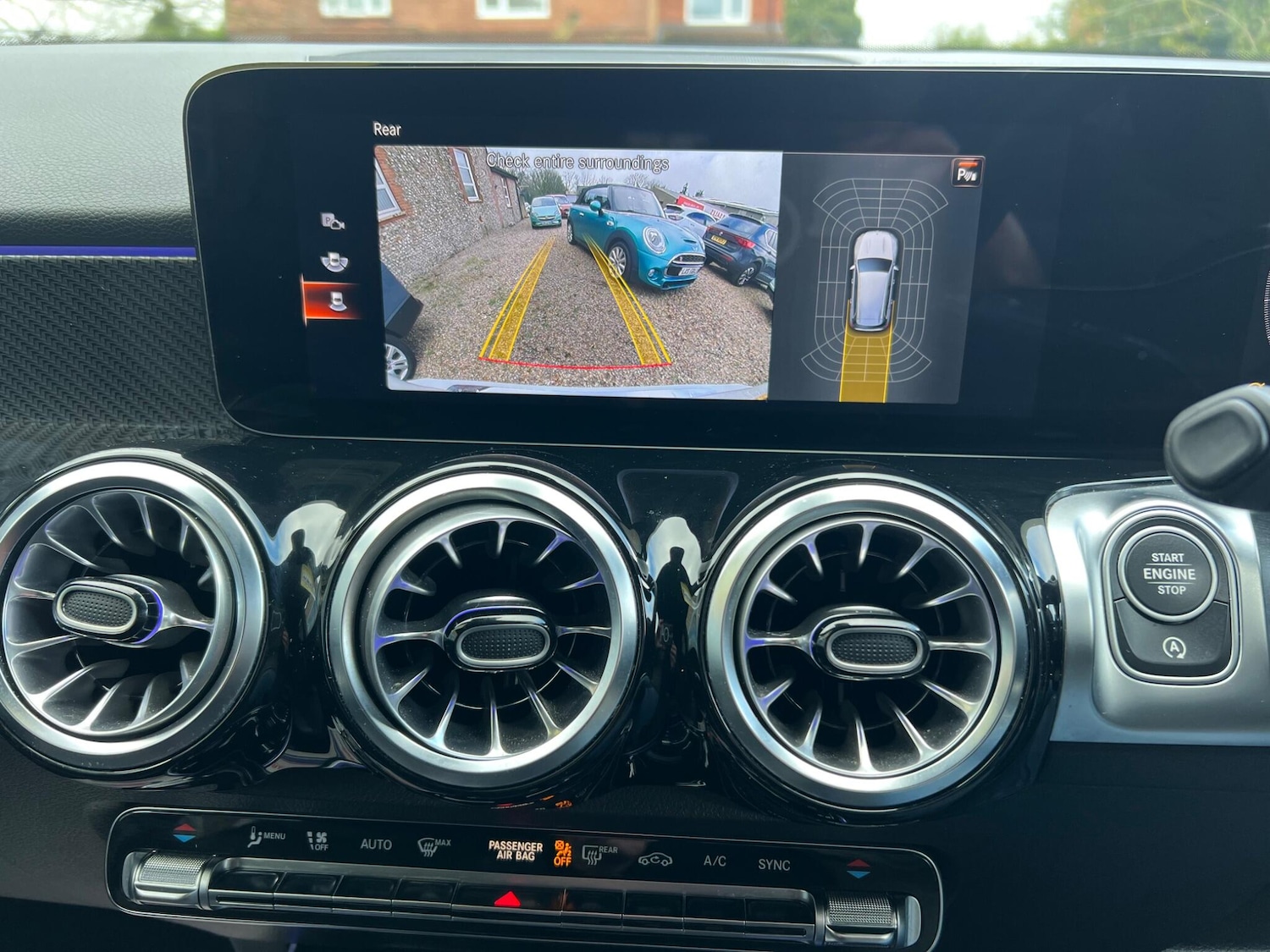 Used Mercedes-Benz GLB 2023 for sale - 77279973: Photo 5