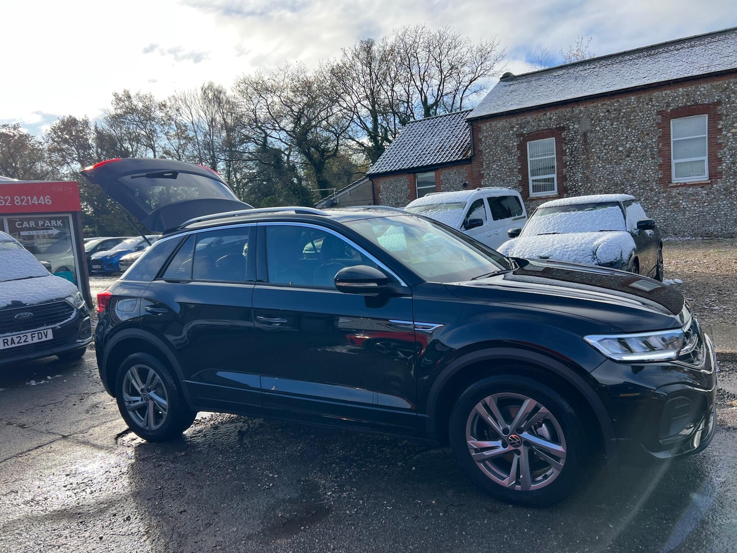 Used Volkswagen T-Roc 2024 for sale - 76499406: Photo 13