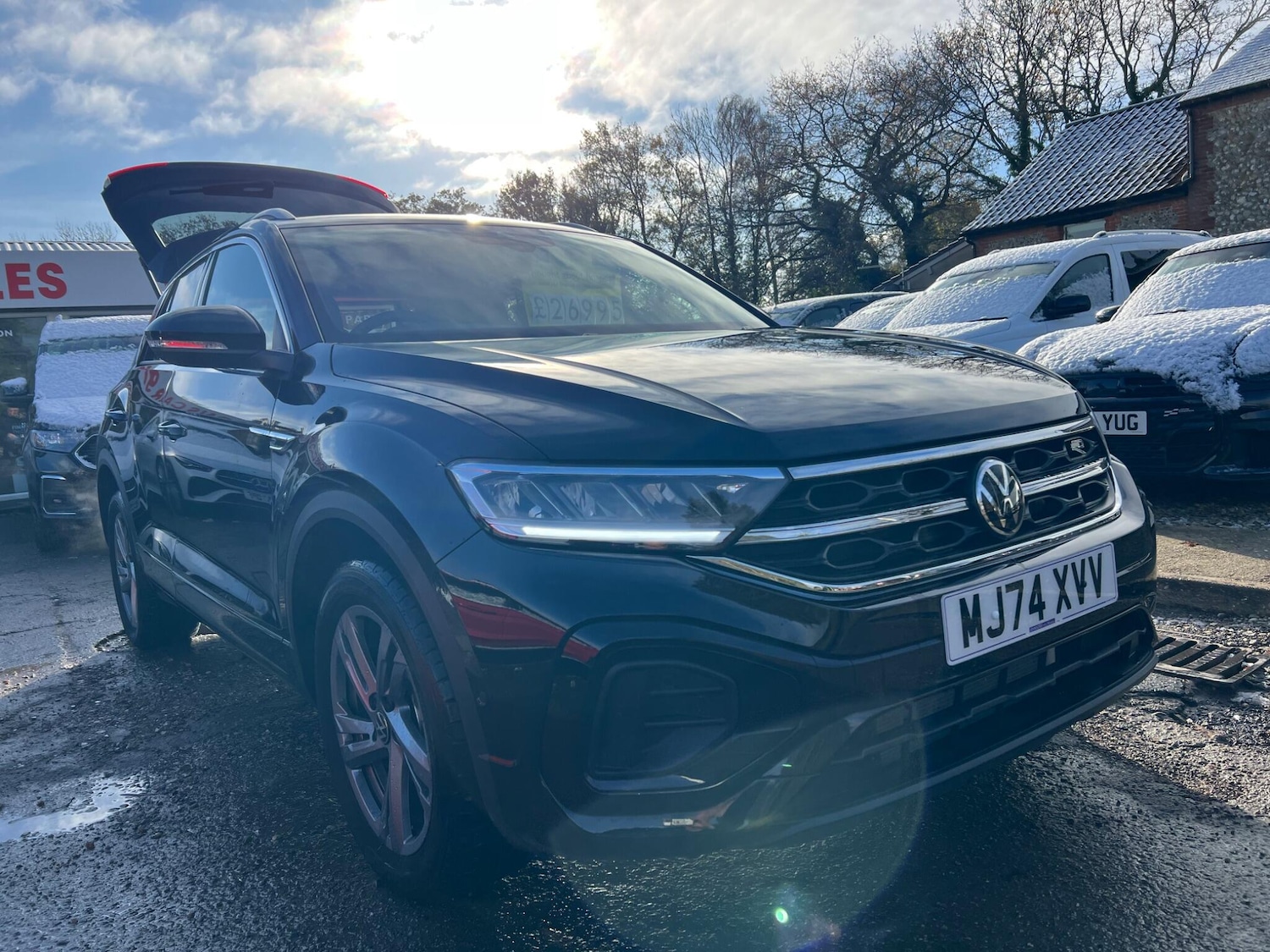 Used Volkswagen T-Roc 2024 for sale - 76499406: Photo 27