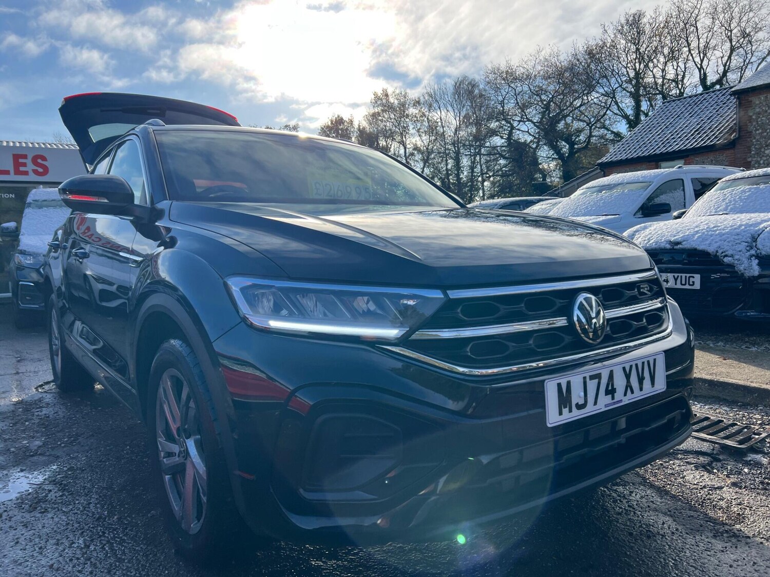 Used Volkswagen T-Roc 2024 for sale - 76499406: Photo 29