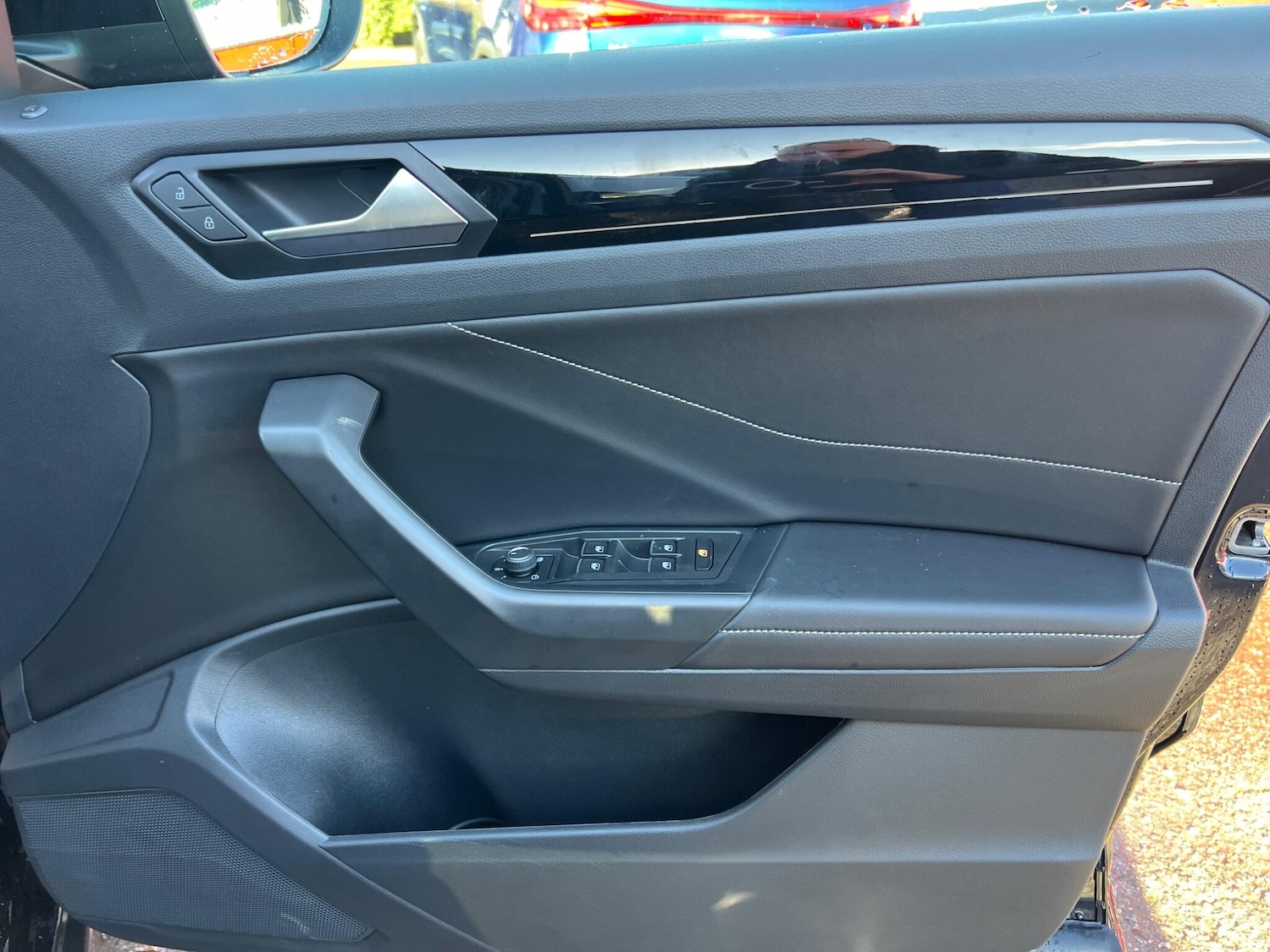 Used Volkswagen T-Roc 2024 for sale - 76499406: Photo 46