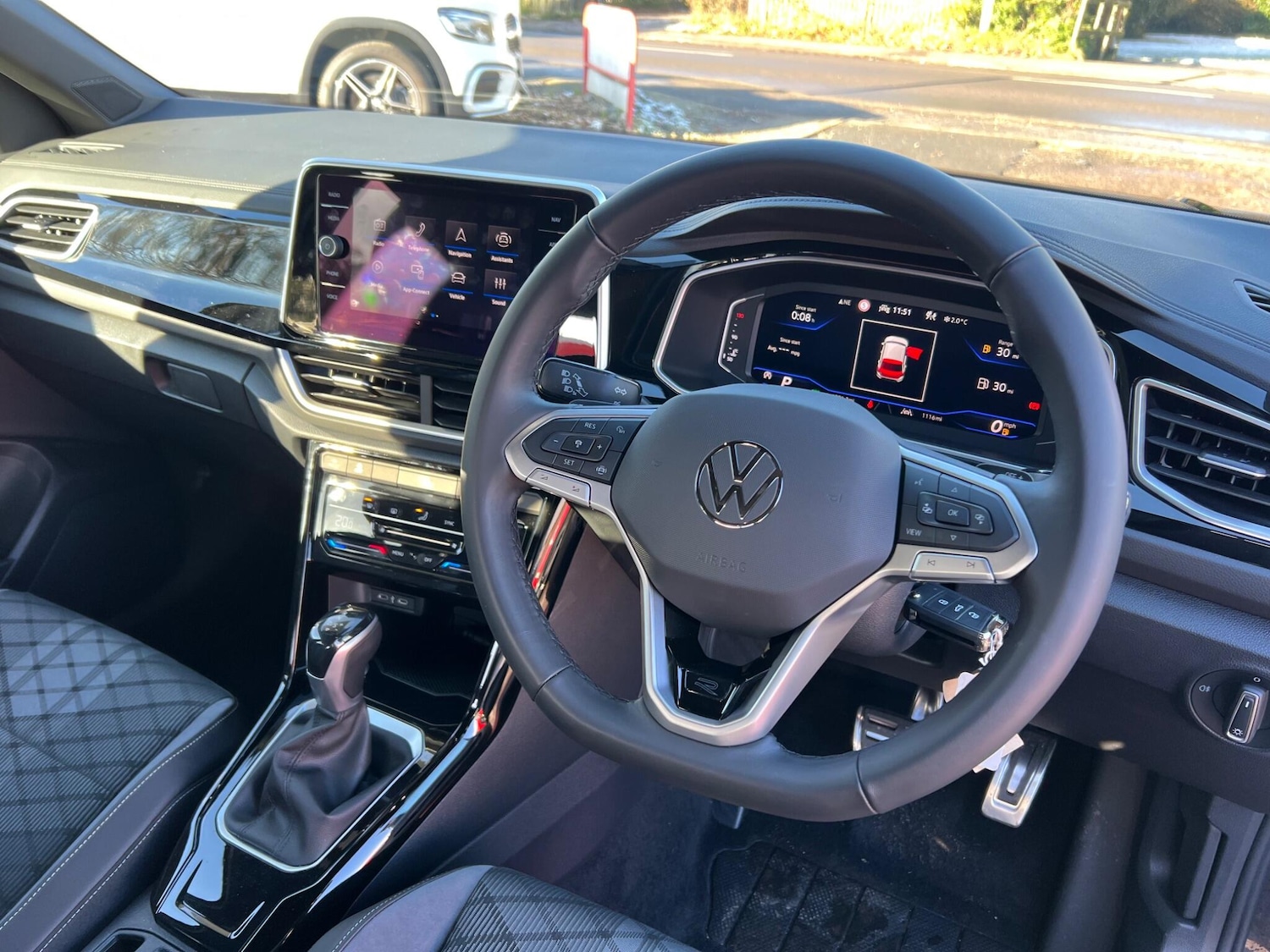 Used Volkswagen T-Roc 2024 for sale - 76499406: Photo 65