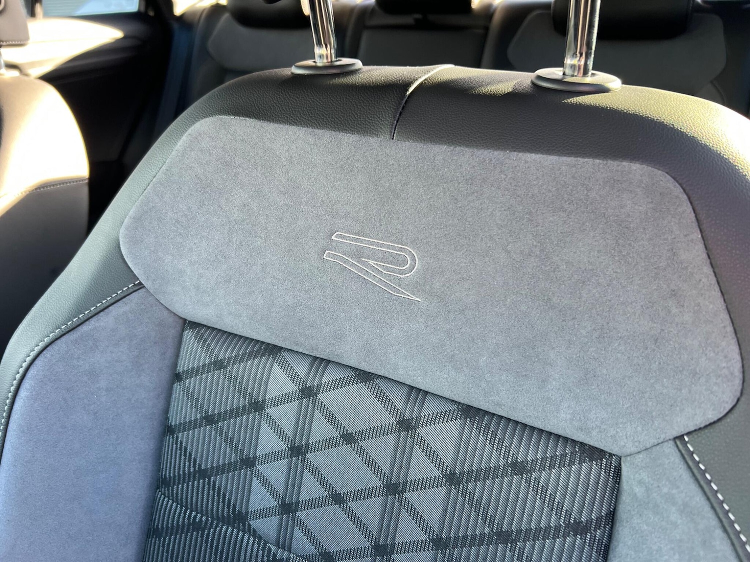 Used Volkswagen T-Roc 2024 for sale - 76499406: Photo 71