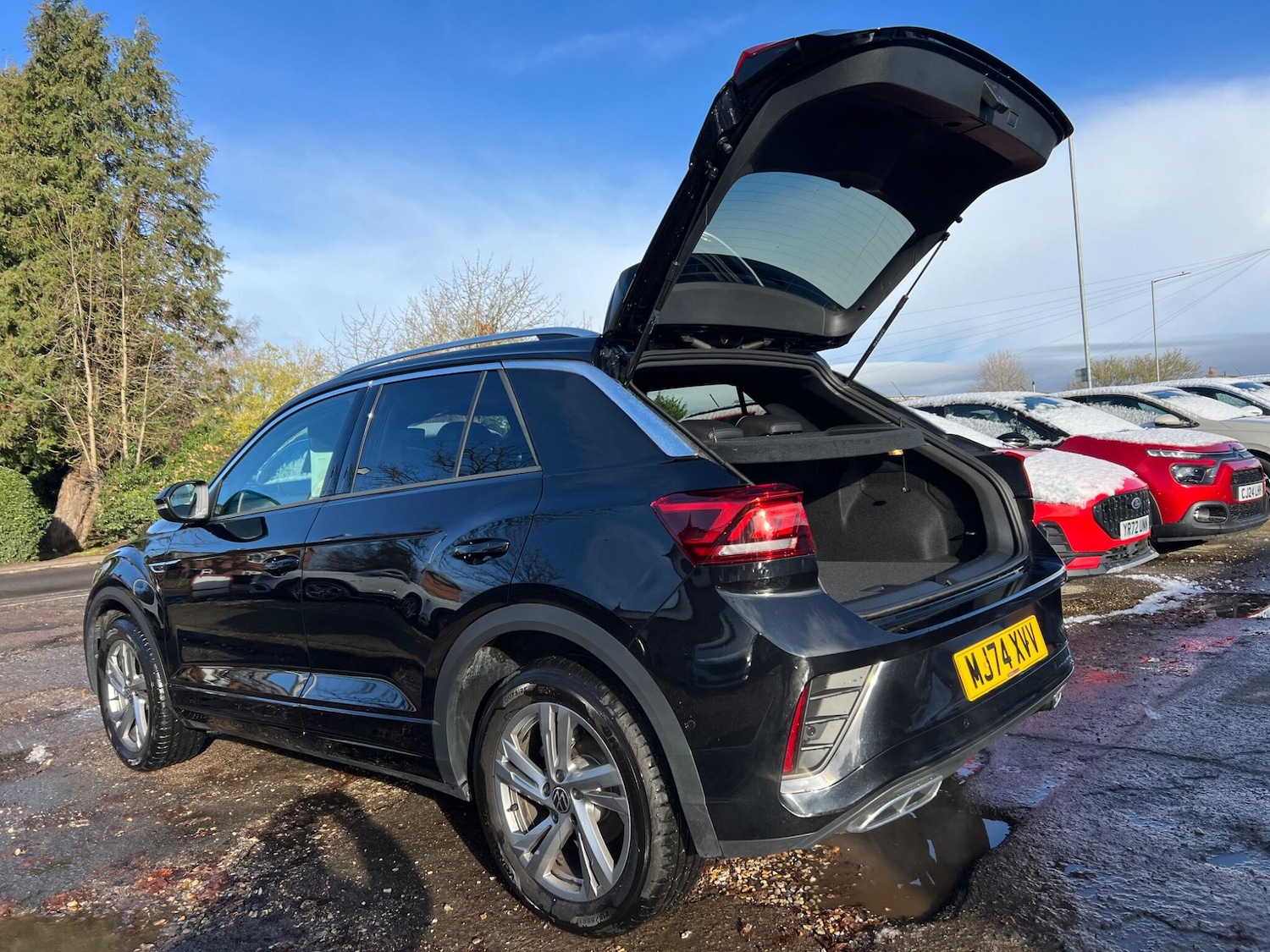 Used Volkswagen T-Roc 2024 for sale - 76499406: Photo 75