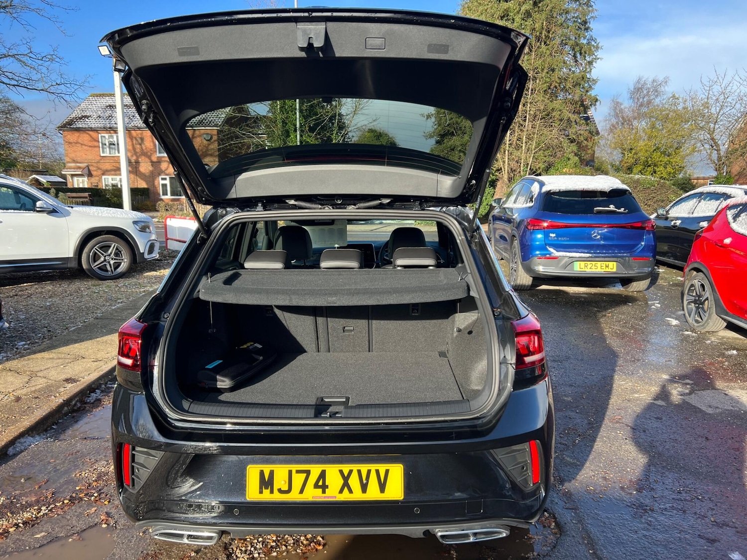 Used Volkswagen T-Roc 2024 for sale - 76499406: Photo 81