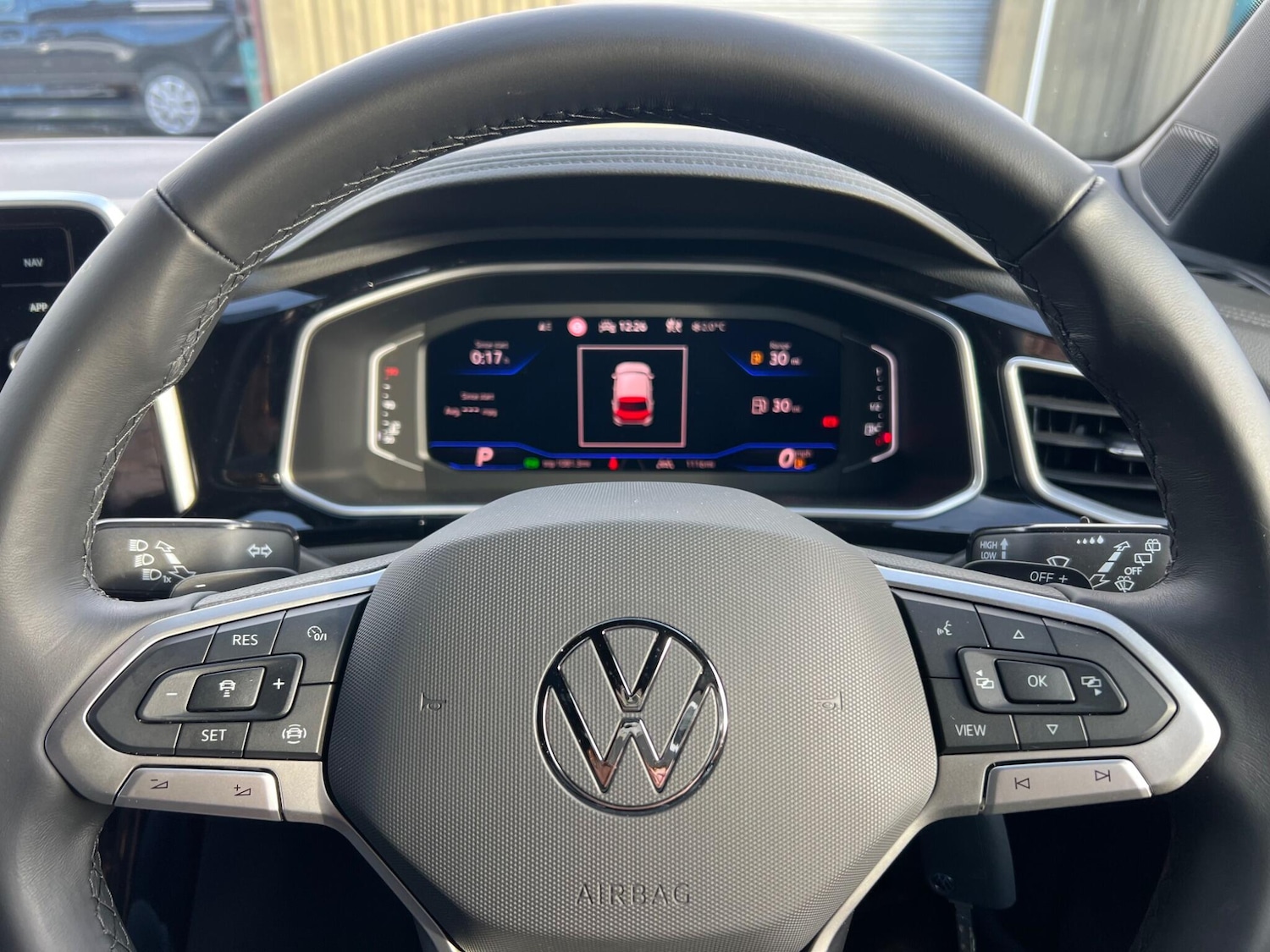 Used Volkswagen T-Roc 2024 for sale - 76499406: Photo 88