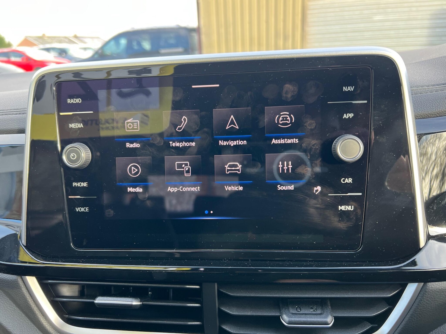 Used Volkswagen T-Roc 2024 for sale - 76499406: Photo 91