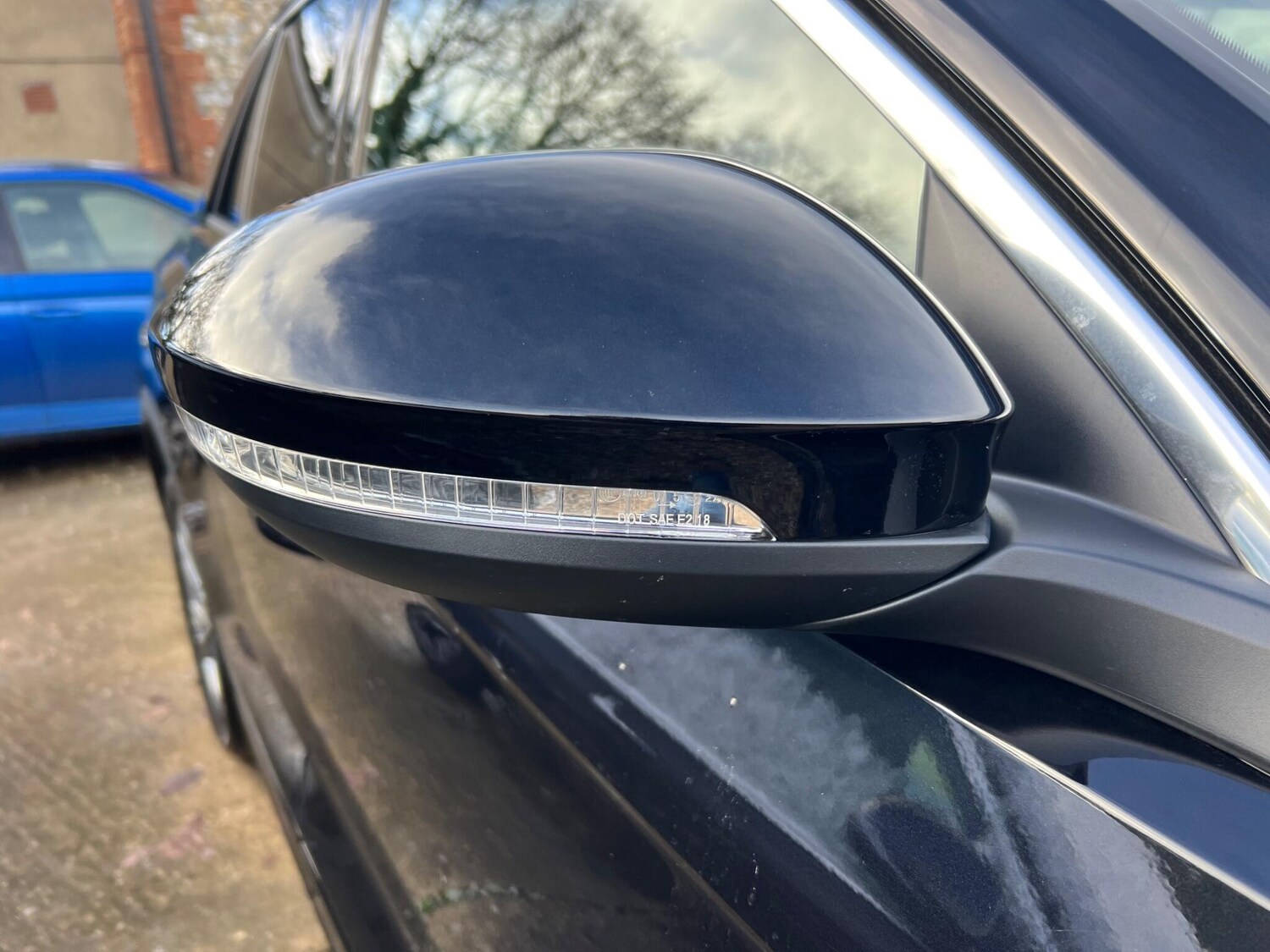 Used Volkswagen T-Roc 2024 for sale - 76499406: Photo 96