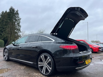 Used Mercedes-Benz EQS 2022 for sale - 77684348: Photo