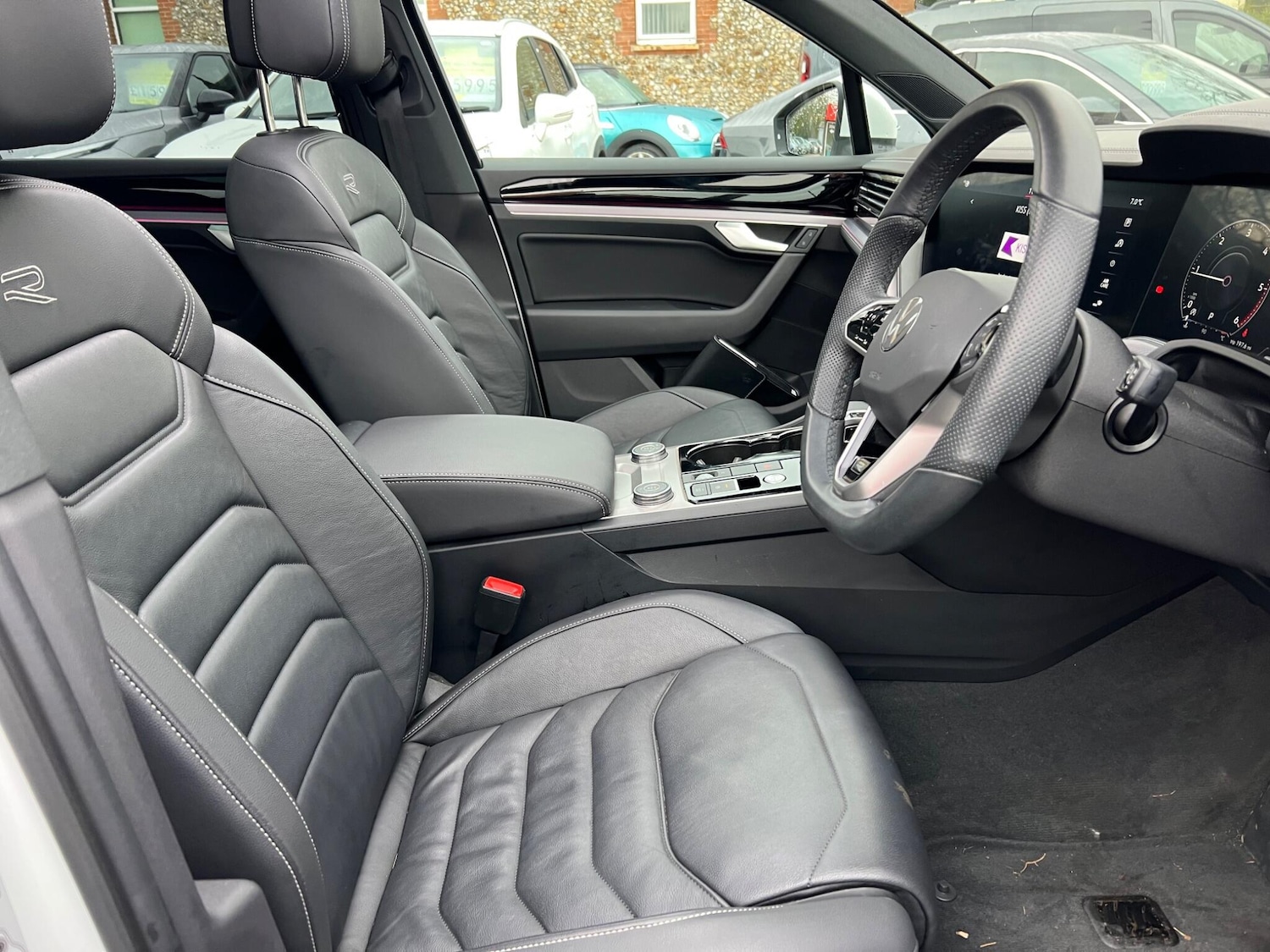 Used Volkswagen Touareg 2023 for sale - 77190673: Photo 17