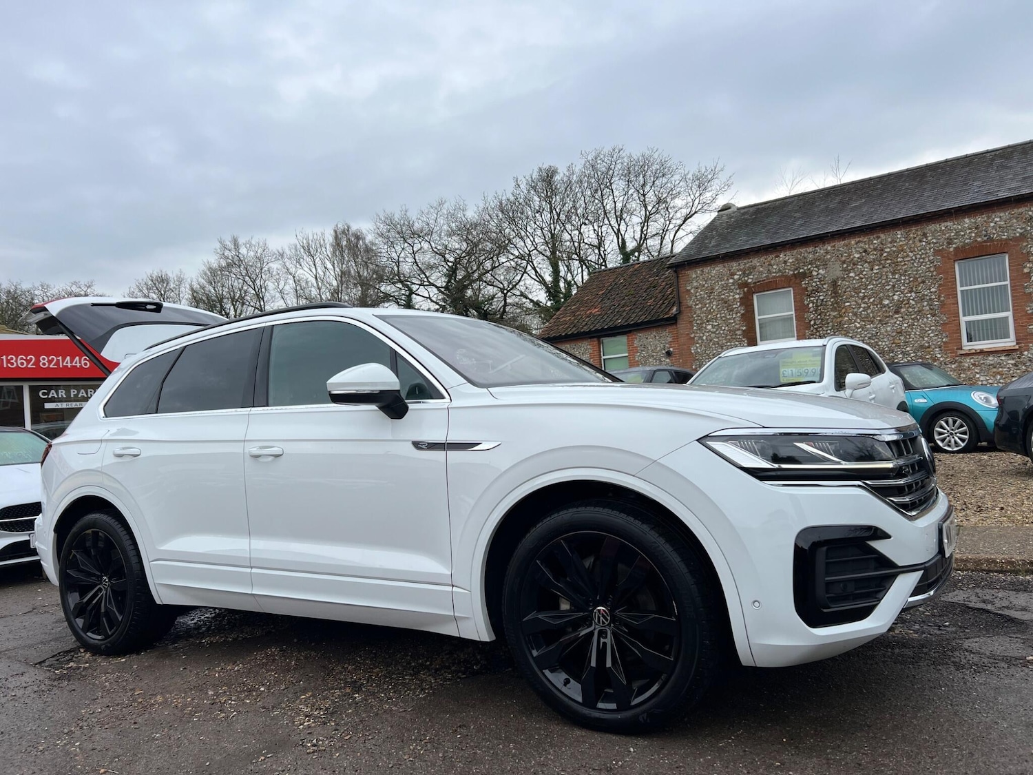 Used Volkswagen Touareg 2023 for sale - 77190673: Photo 31