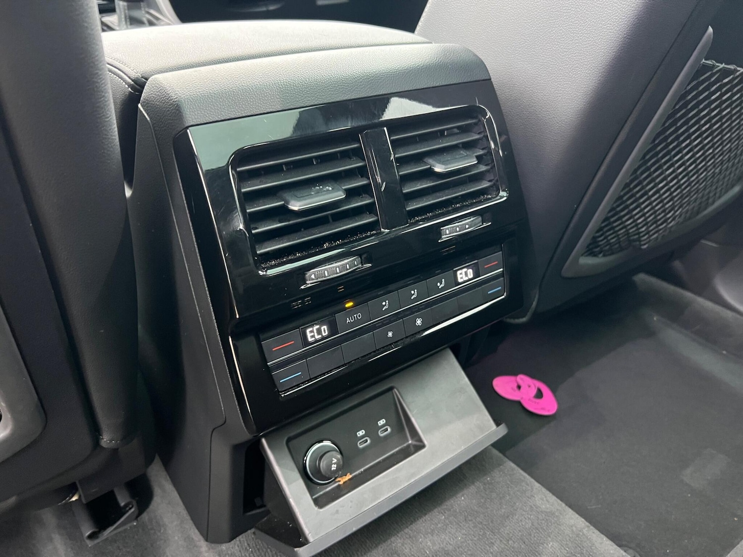 Used Volkswagen Touareg 2023 for sale - 77190673: Photo 48