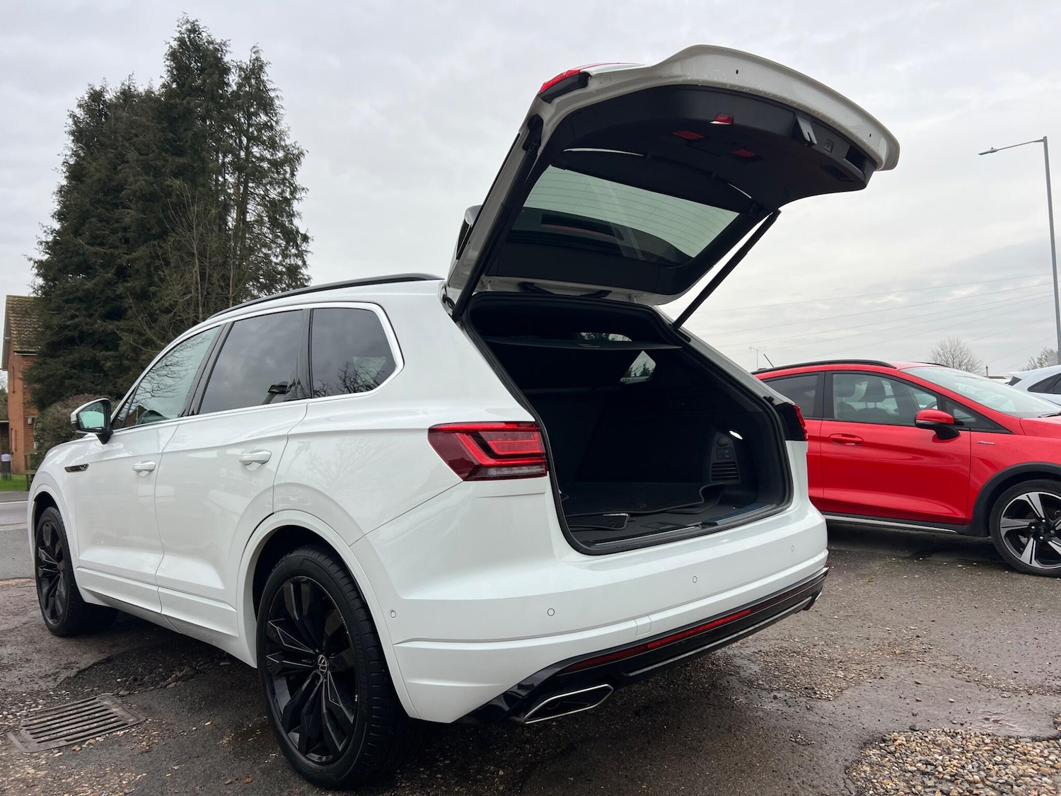 Used Volkswagen Touareg 2023 for sale - 77190673: Photo 5