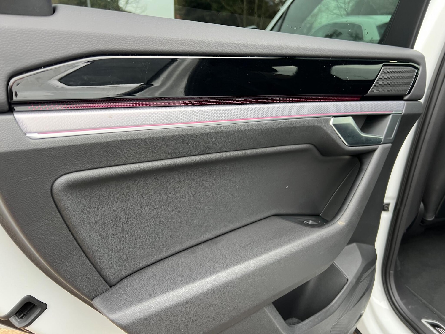 Used Volkswagen Touareg 2023 for sale - 77190673: Photo 51