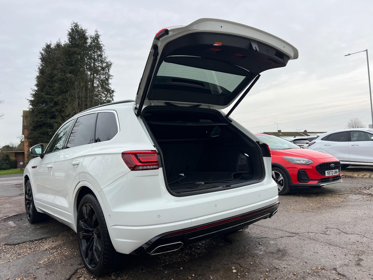 Used Volkswagen Touareg 2023 for sale - 77190673: Photo 61