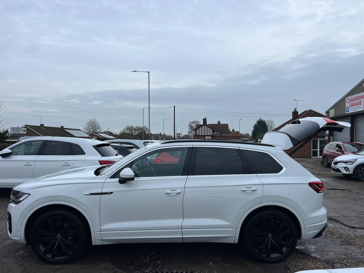 Used Volkswagen Touareg 2023 for sale - 77190673: Photo 7