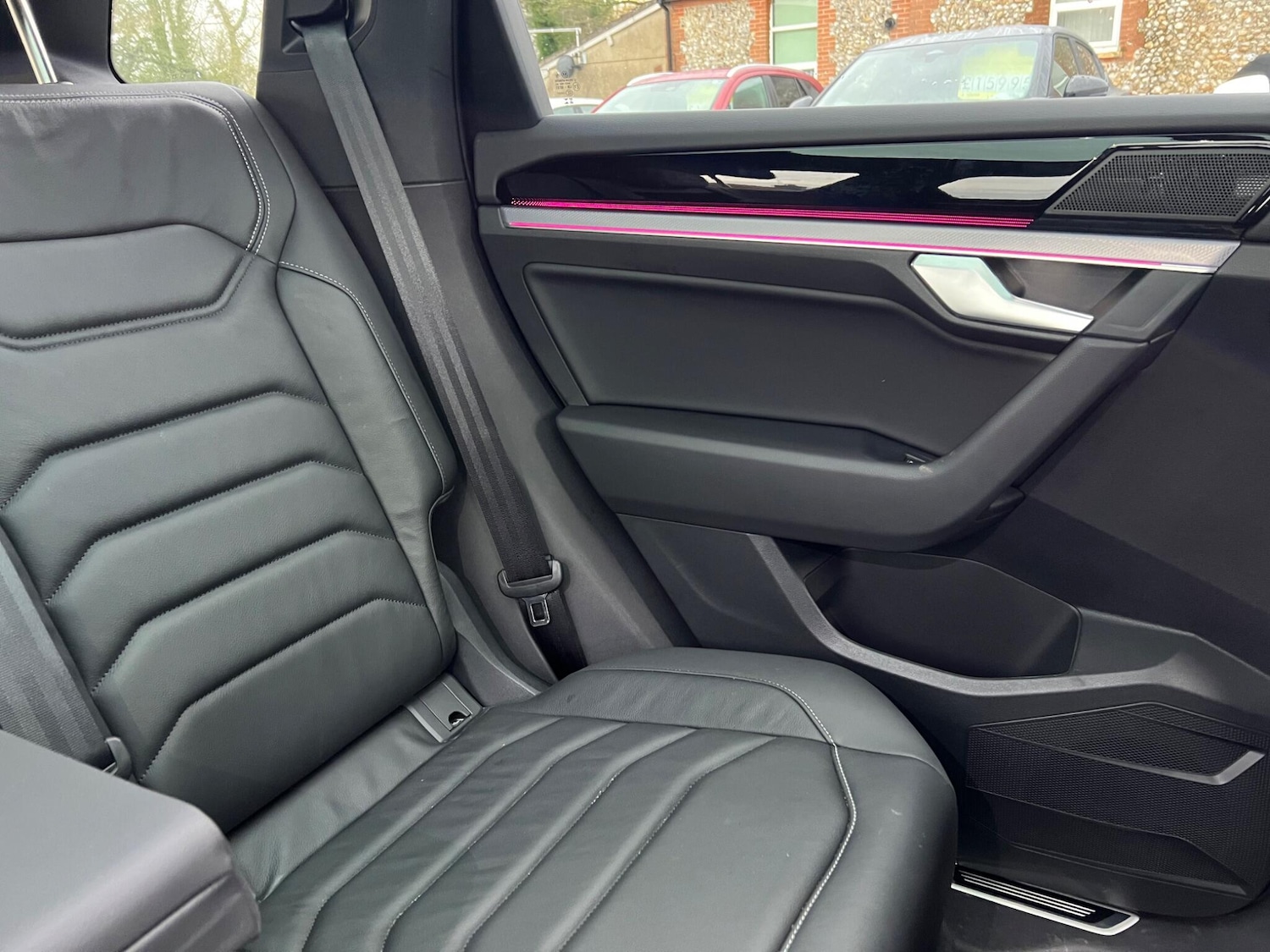 Used Volkswagen Touareg 2023 for sale - 77190673: Photo 82