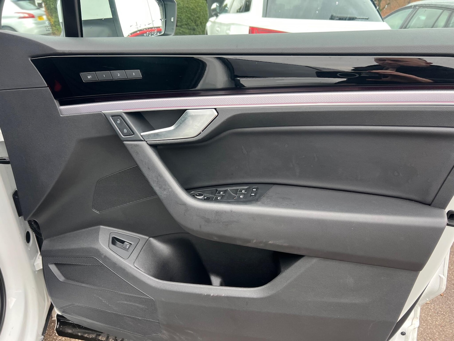 Used Volkswagen Touareg 2023 for sale - 77190673: Photo 93