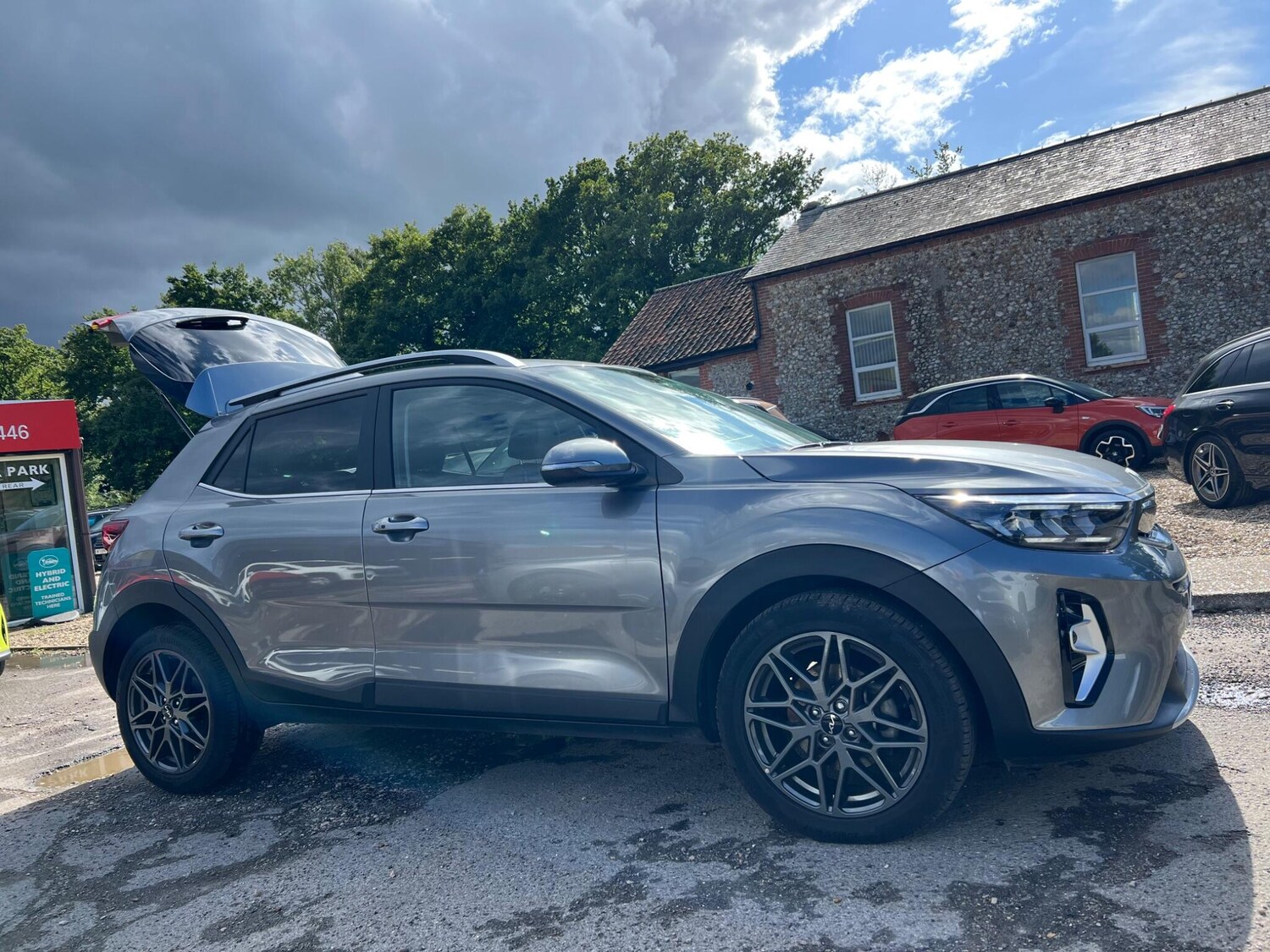 Used Kia Stonic 2024 for sale - 75553292: Photo 18