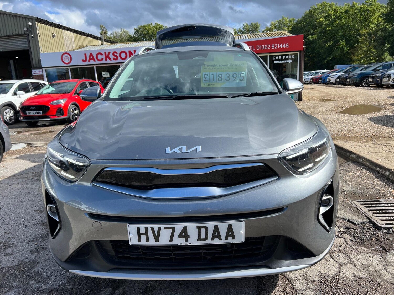 Used Kia Stonic 2024 for sale - 75553292: Photo 27