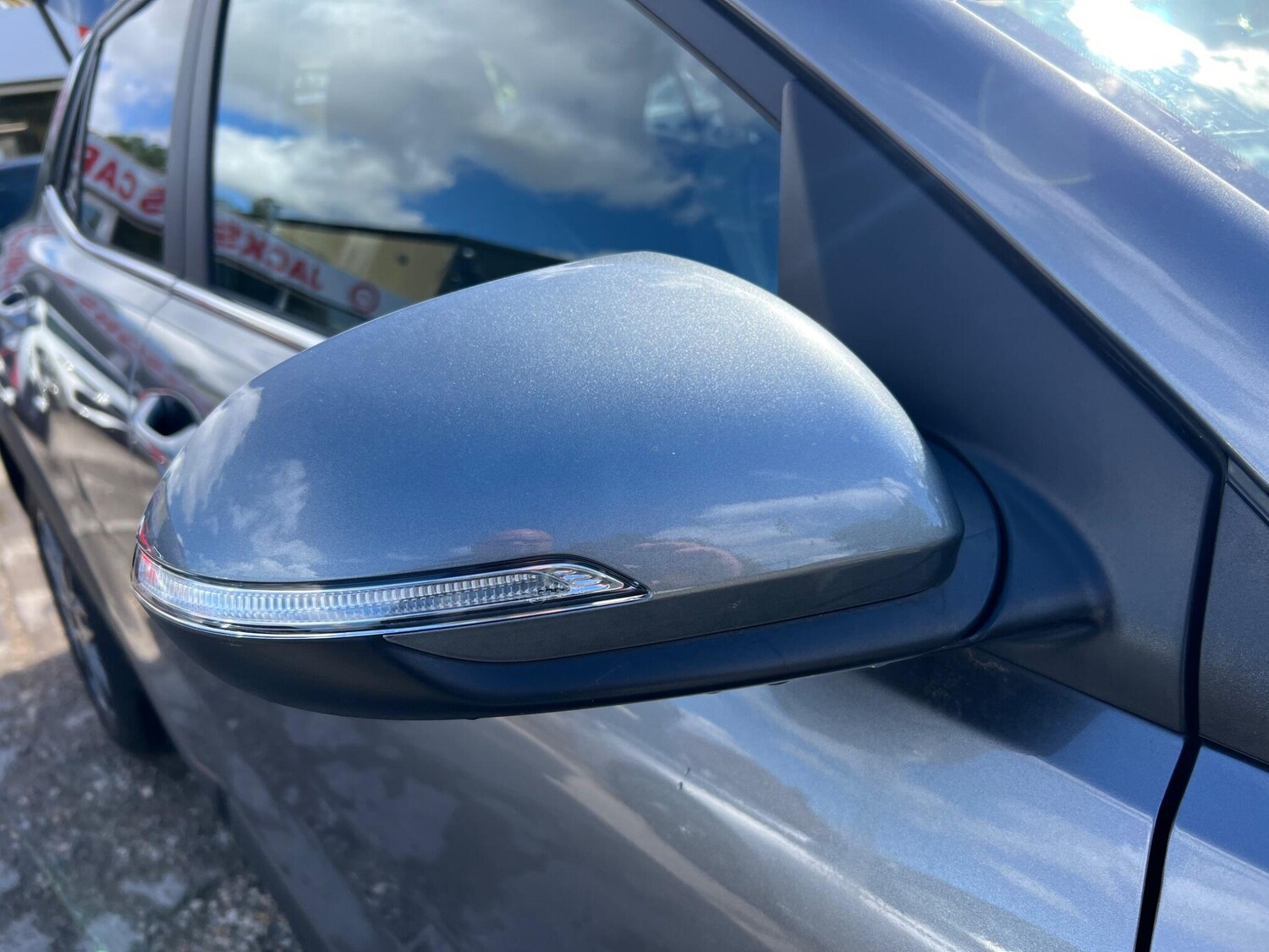 Used Kia Stonic 2024 for sale - 75553292: Photo 41