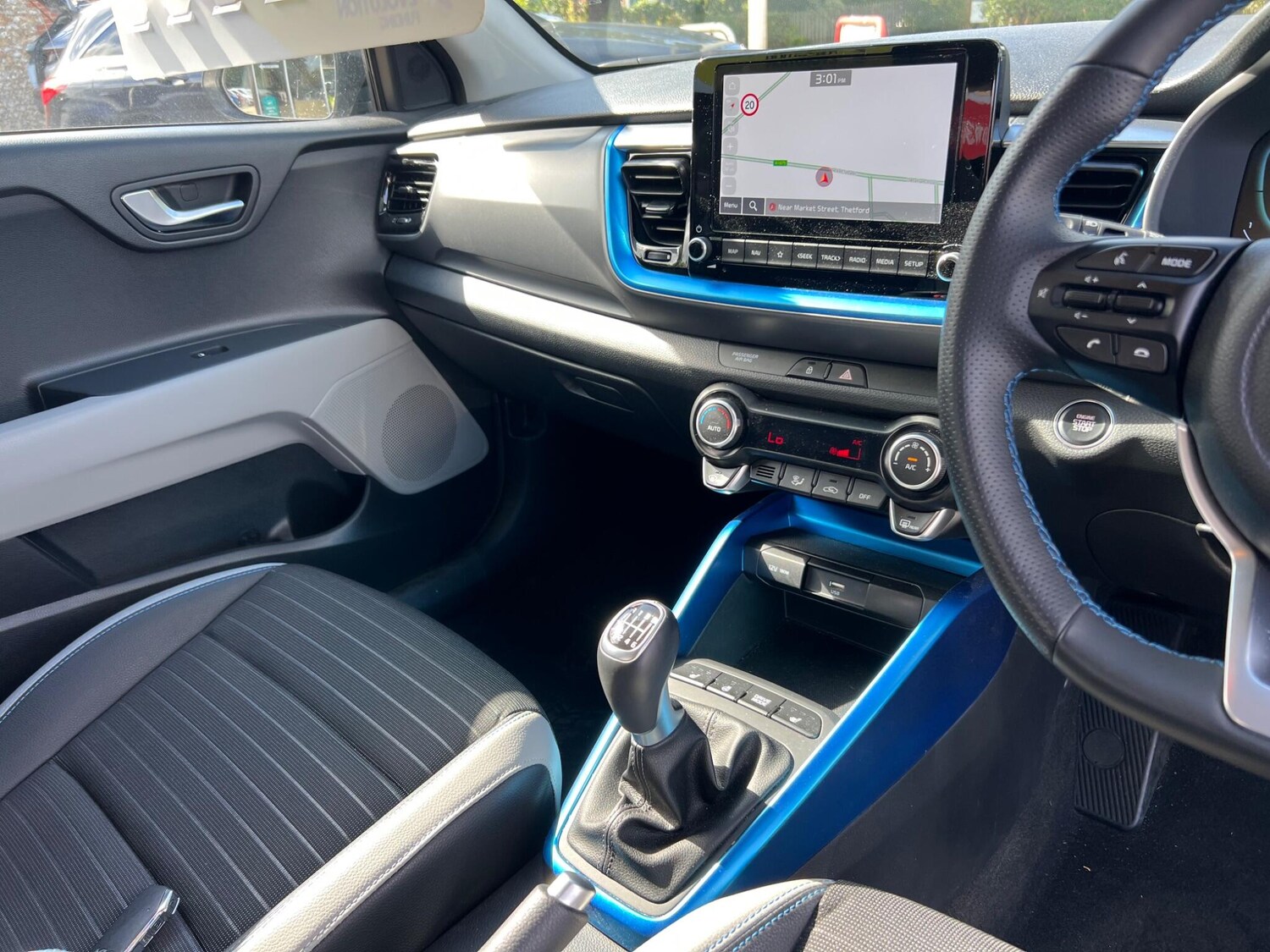 Used Kia Stonic 2024 for sale - 75553292: Photo 45