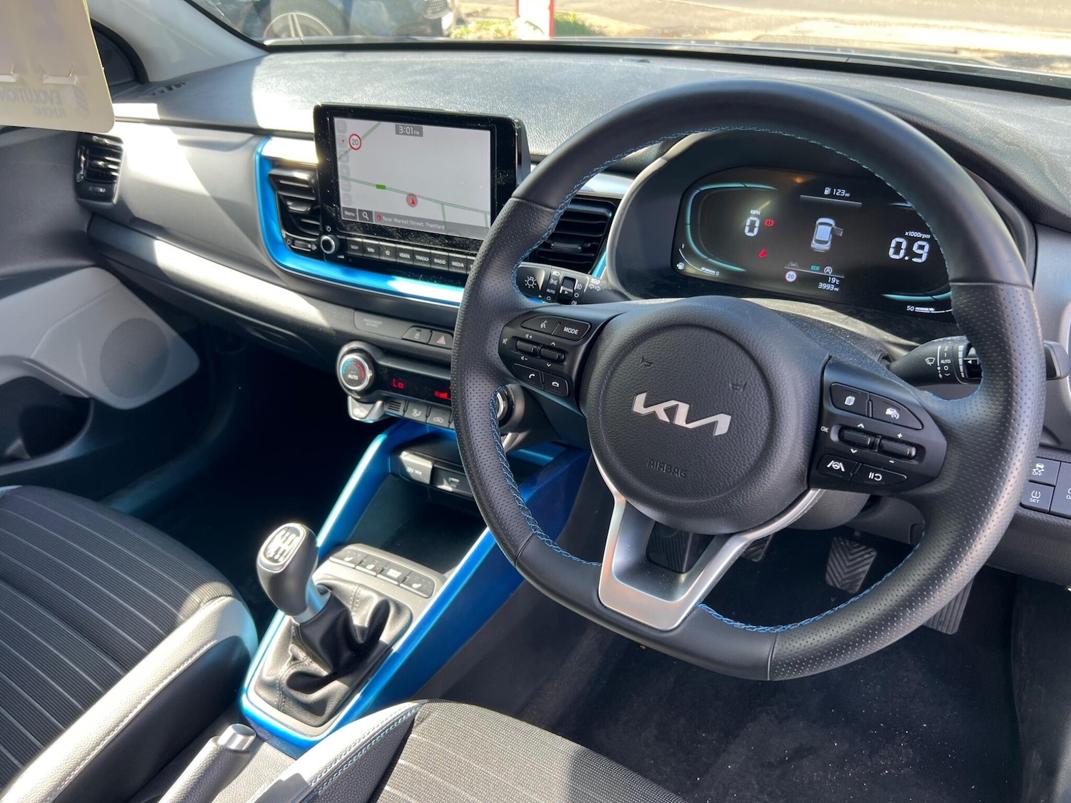 Used Kia Stonic 2024 for sale - 75553292: Photo 46