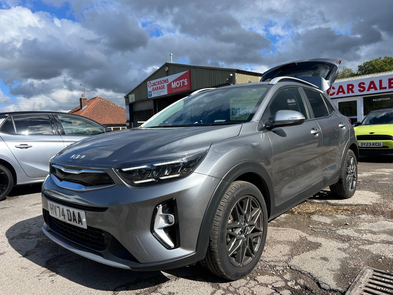 Used Kia Stonic 2024 for sale - 75553292: Photo 5